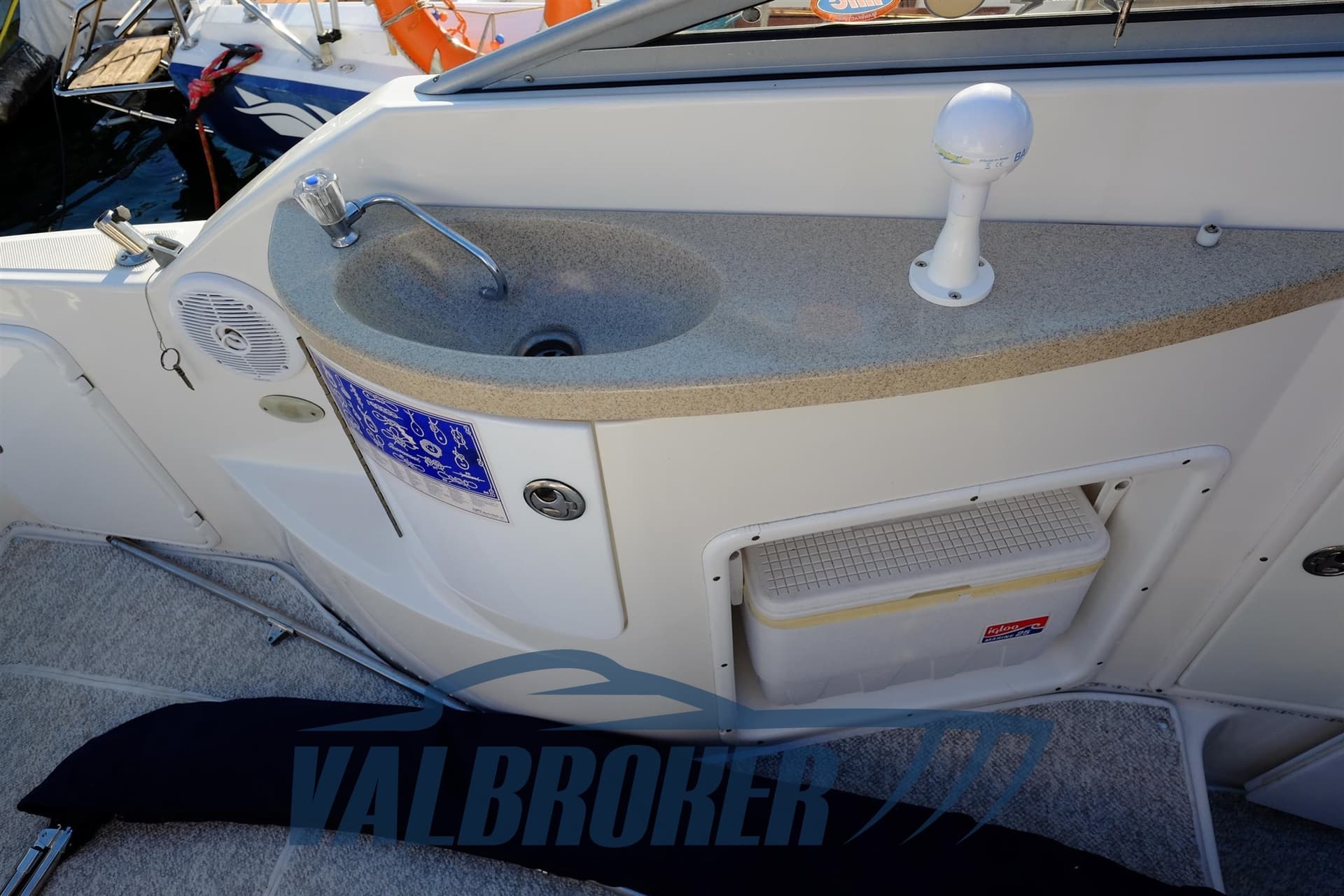Regal Marine COMMODORE 2665 gebraucht - Hauptbild 10