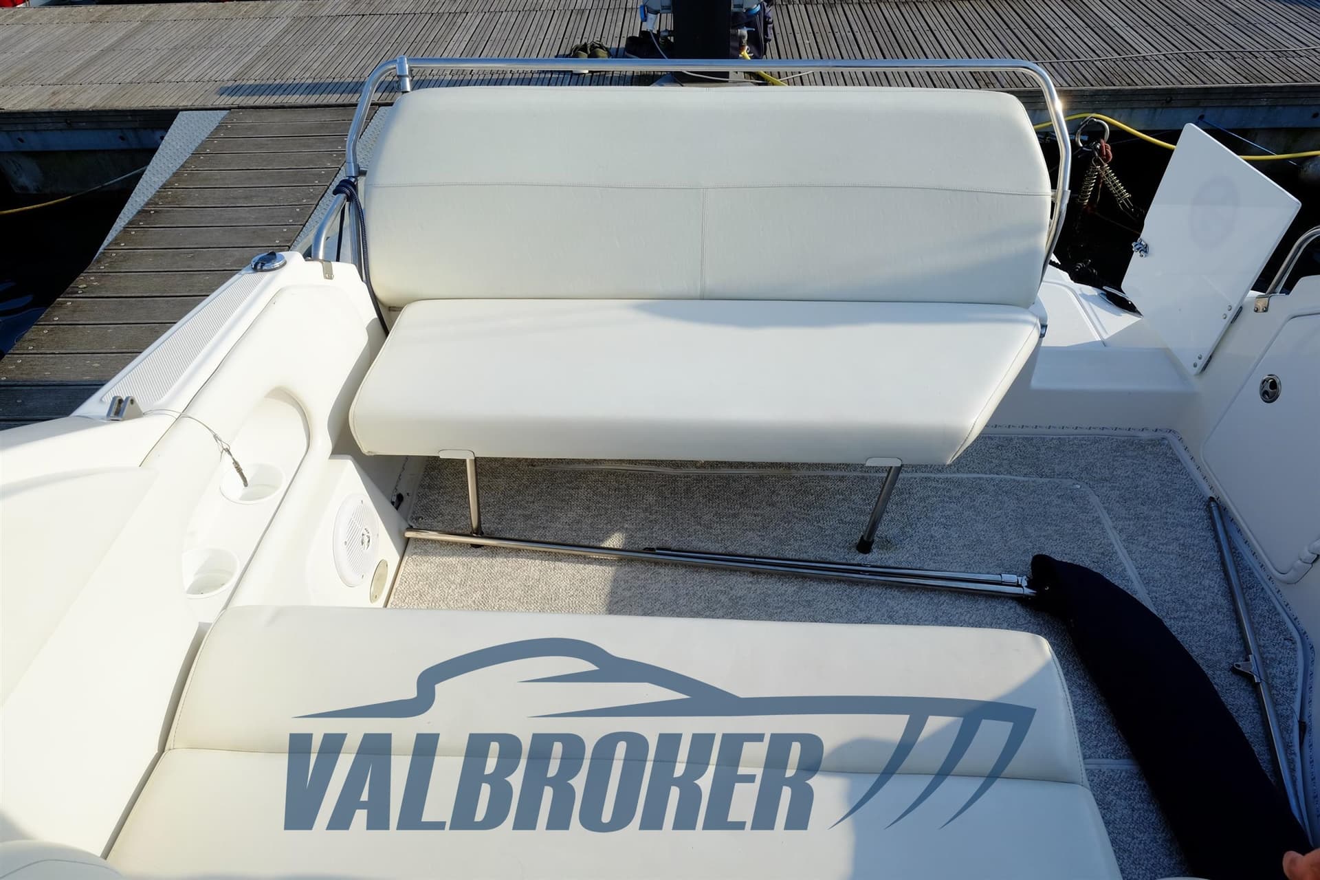 Regal Marine COMMODORE 2665 gebraucht - Hauptbild 12