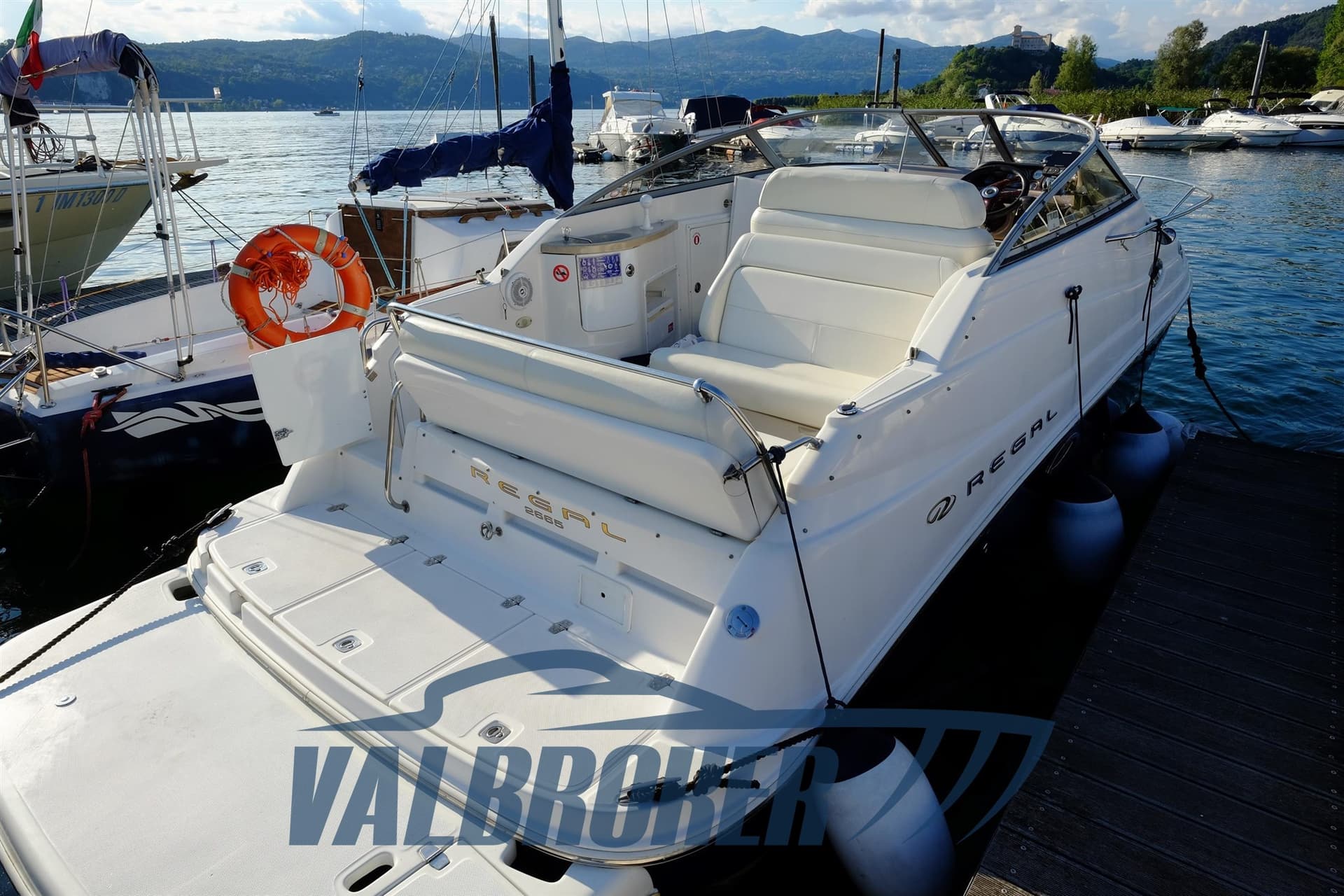 Regal Marine COMMODORE 2665 gebraucht - Hauptbild 3