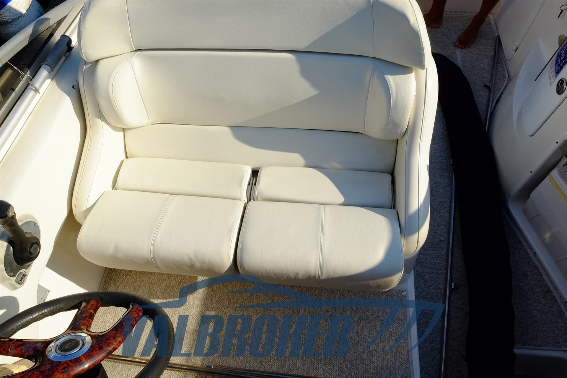 Regal Marine COMMODORE 2665 gebraucht - Hauptbild 11