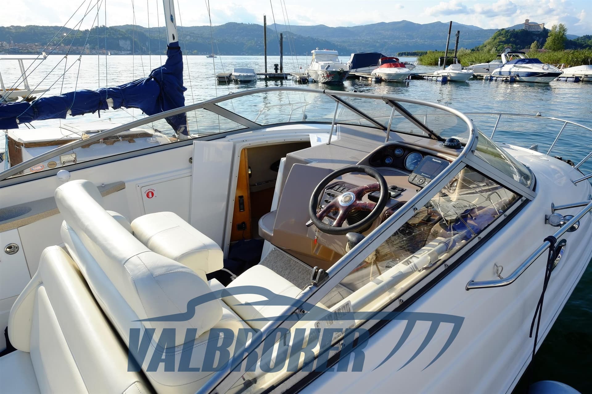 Regal Marine COMMODORE 2665 gebraucht - Hauptbild 2