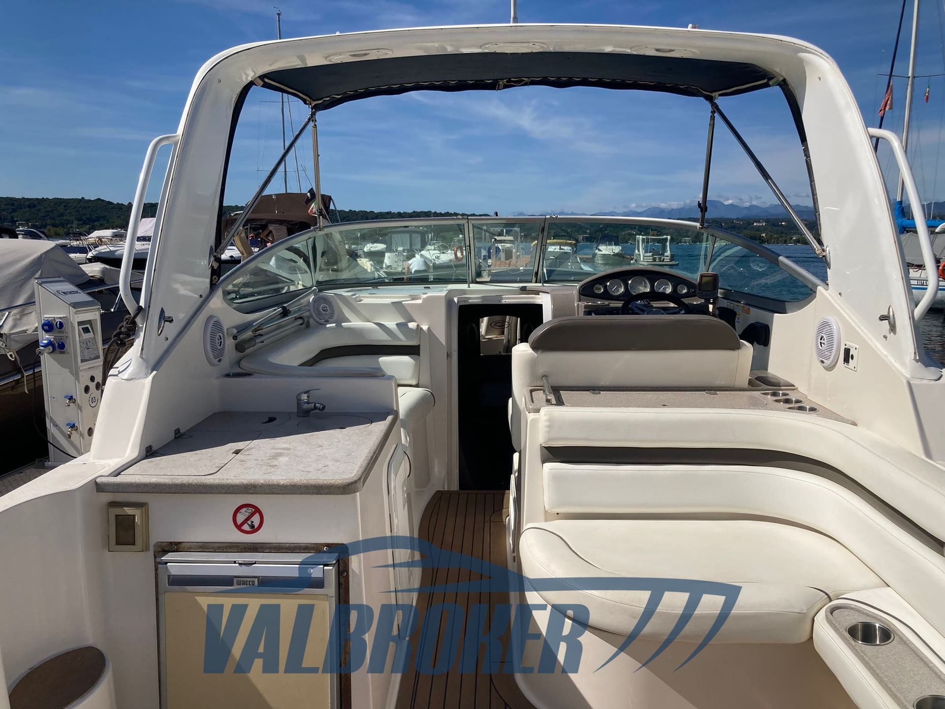 Rinker RINKER 280 usato - foto hero 45
