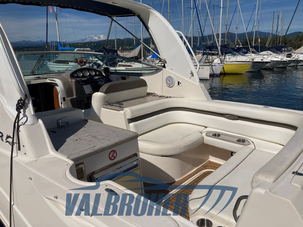 Rinker RINKER 280 usato - foto hero 10