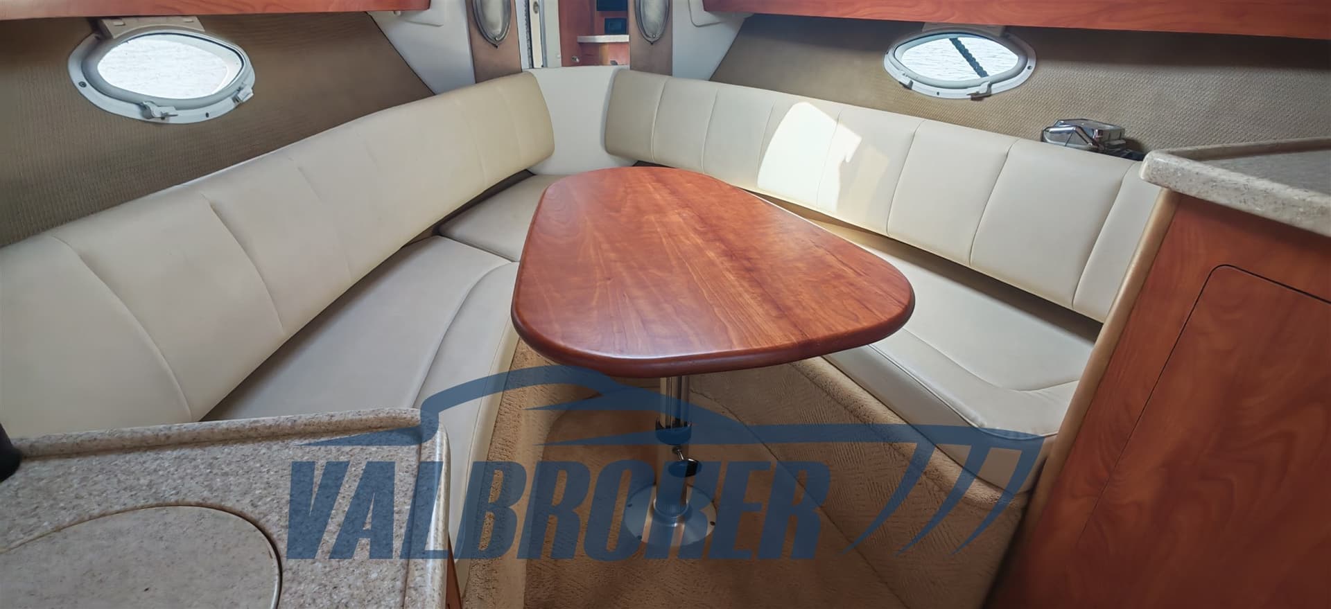 Rinker RINKER 280 usato - foto hero 16
