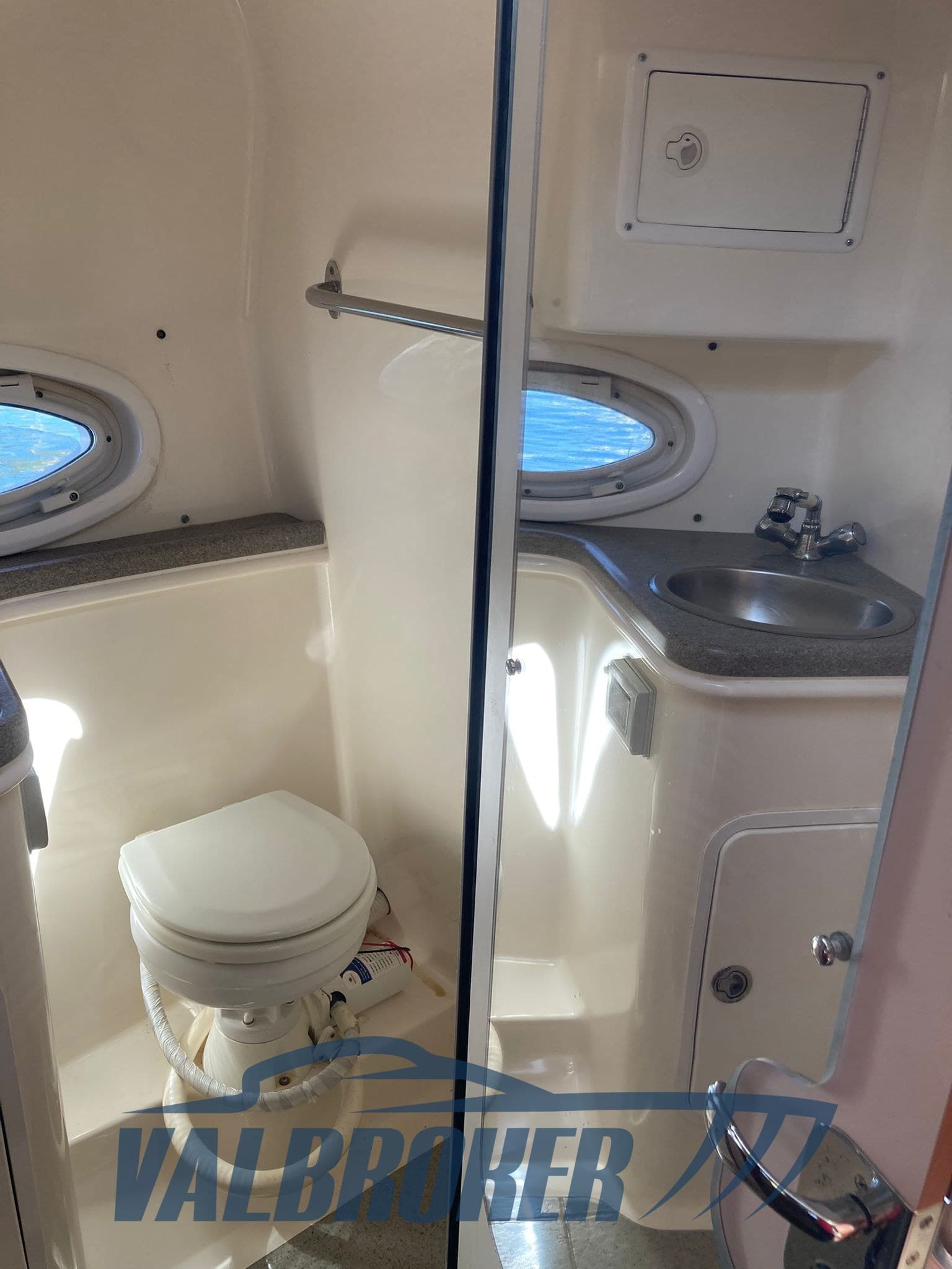 Rinker RINKER 280 usato - foto hero 19