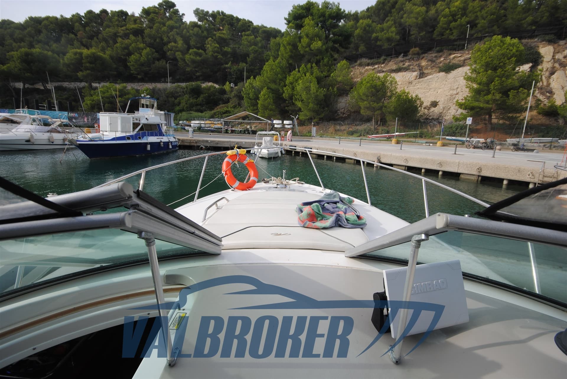 Monterey Boats 282 Cruiser usato - foto hero 25