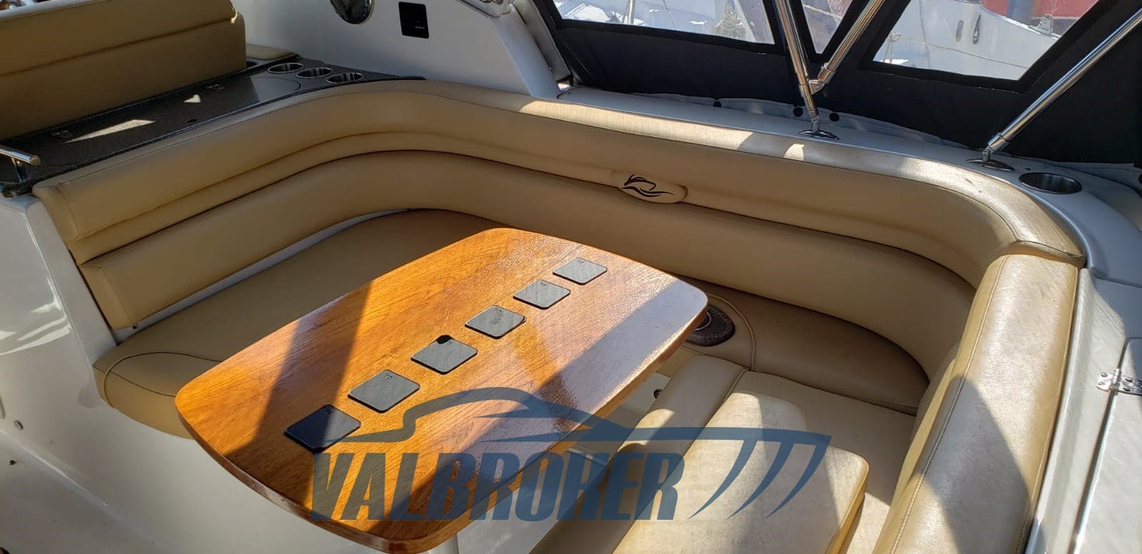 Rinker RINKER 280 usato - foto hero 19