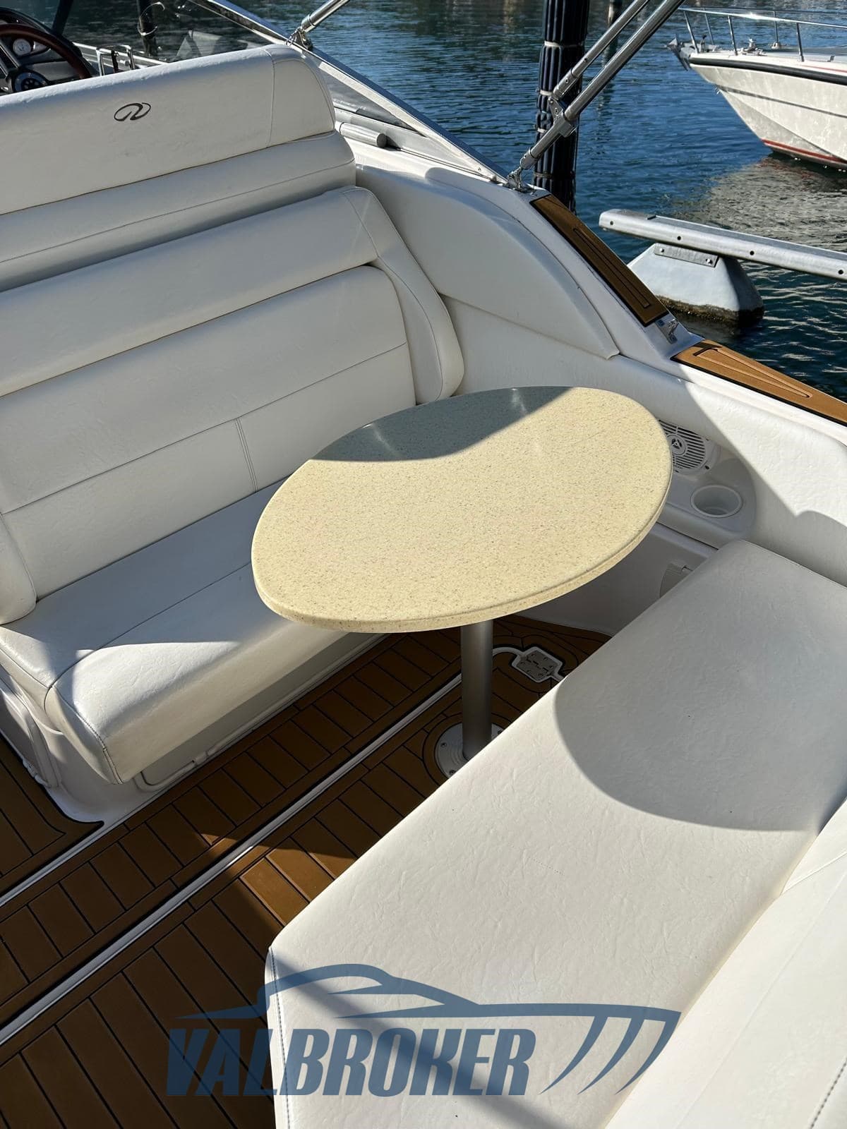 Regal Marine 2665 d'occasion - image hero 8