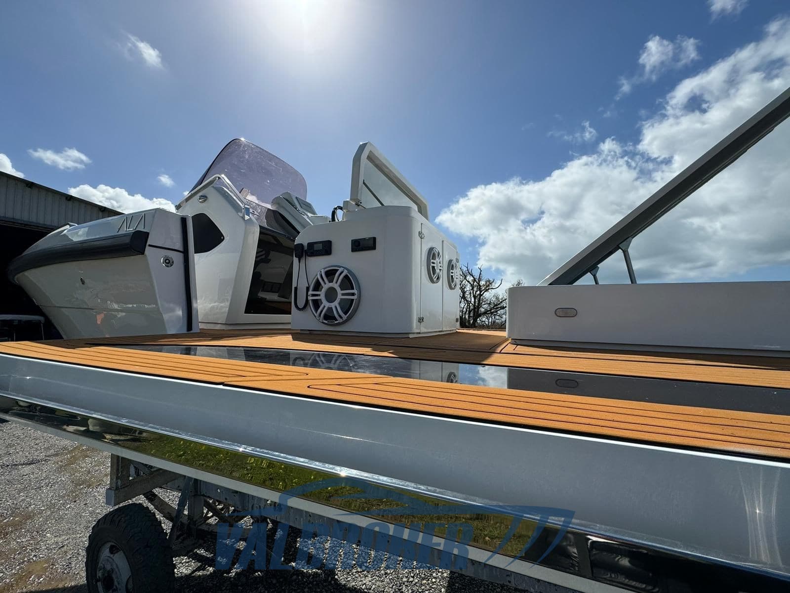 Ala Yachts Ala 8 Walkaround d'occasion - image hero 6