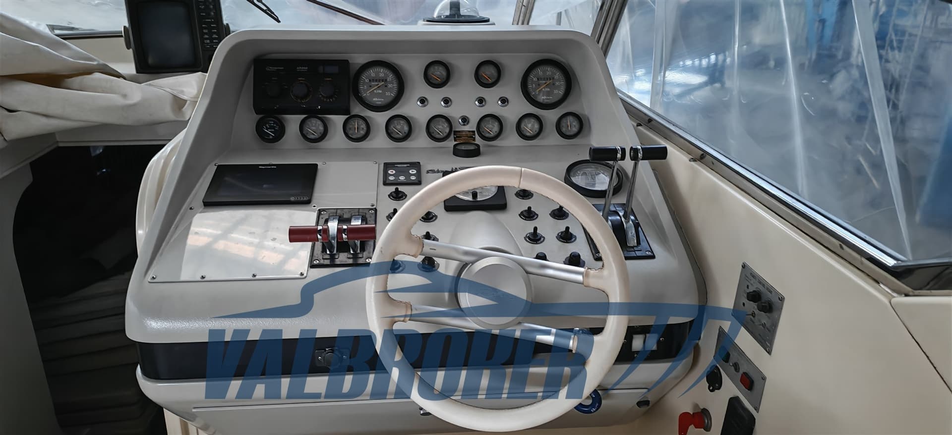 Riva 43 TROPICANA used - hero image 19