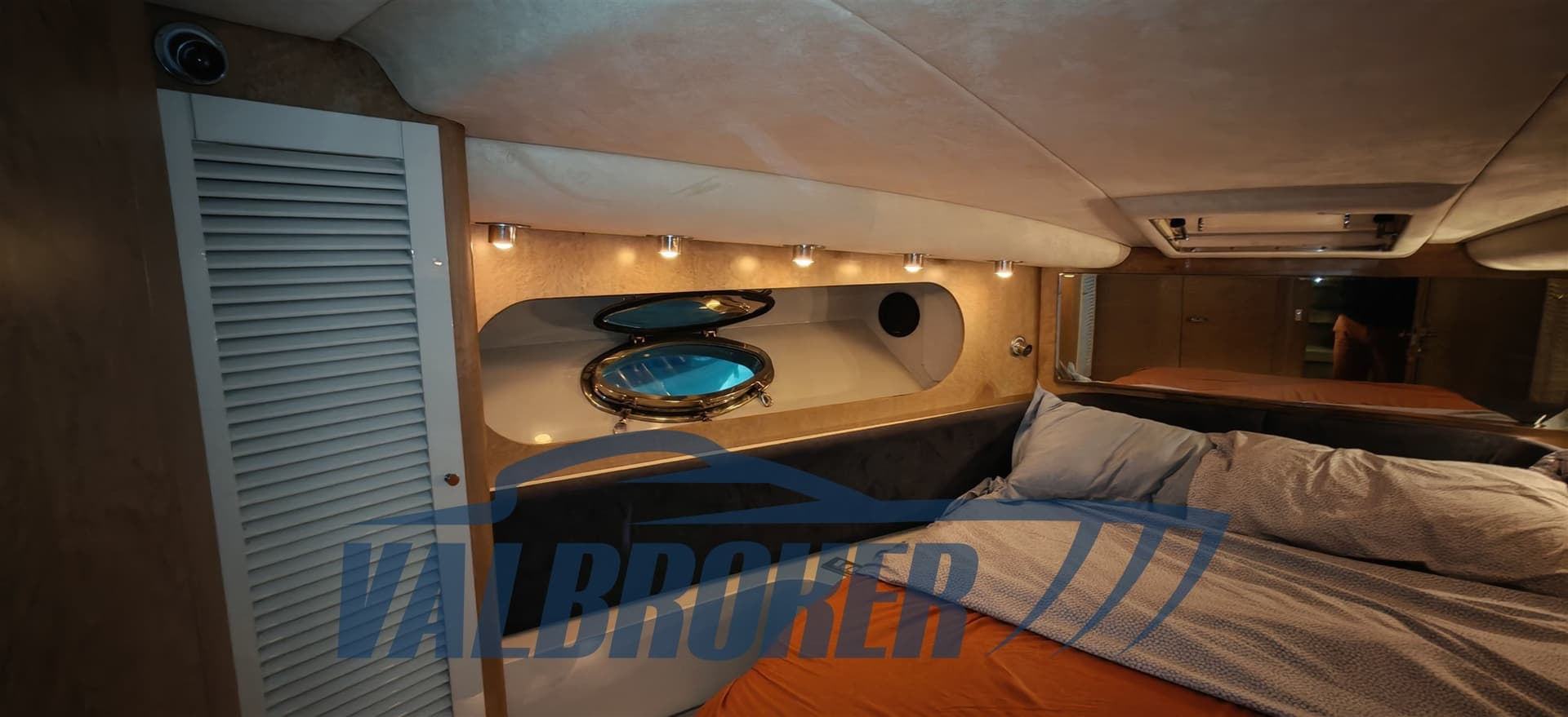 Riva 43 TROPICANA used - hero image 10