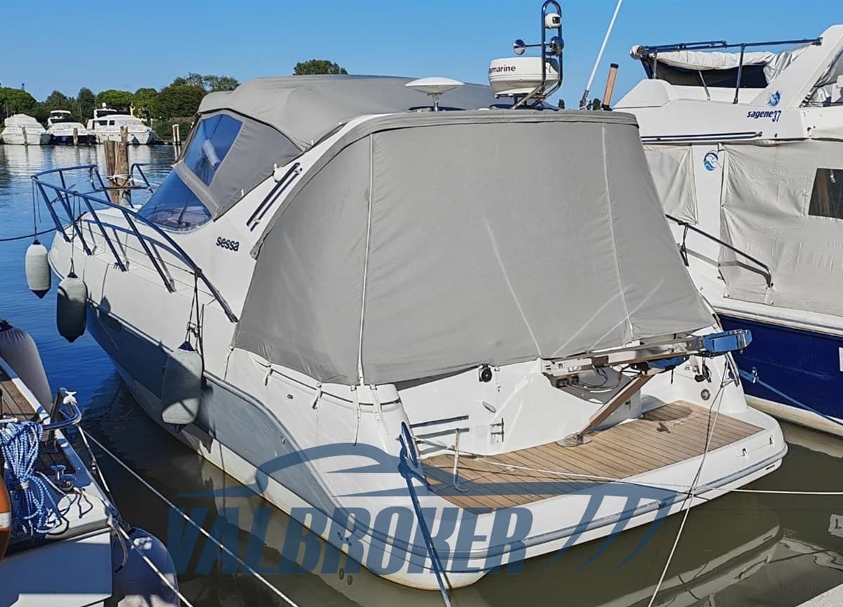 Sessa Marine Sessa C 35 - Interior View Sessa Marine Sessa C 35 - Interior View