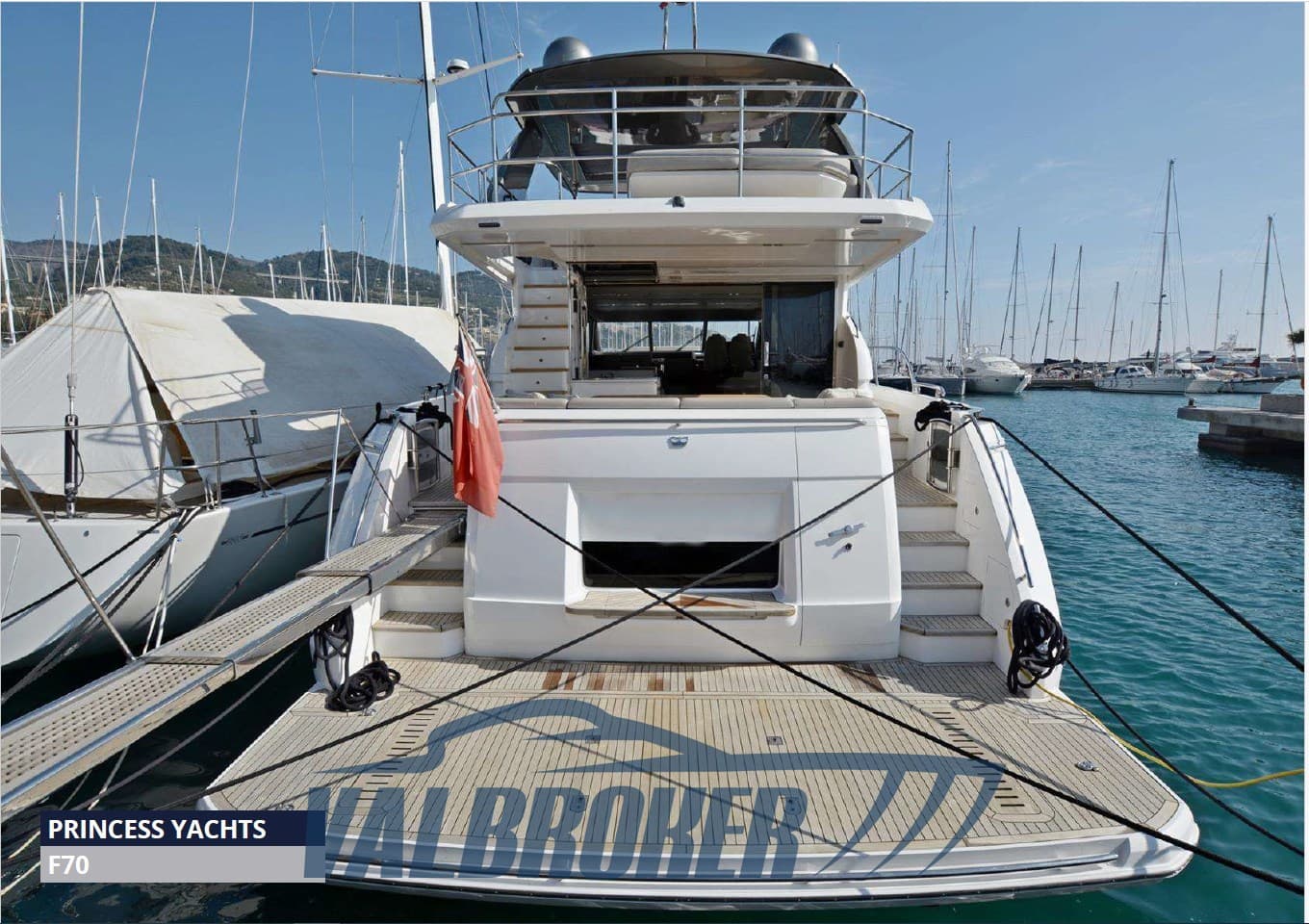 Princess Yachts F70 usato - foto hero 2