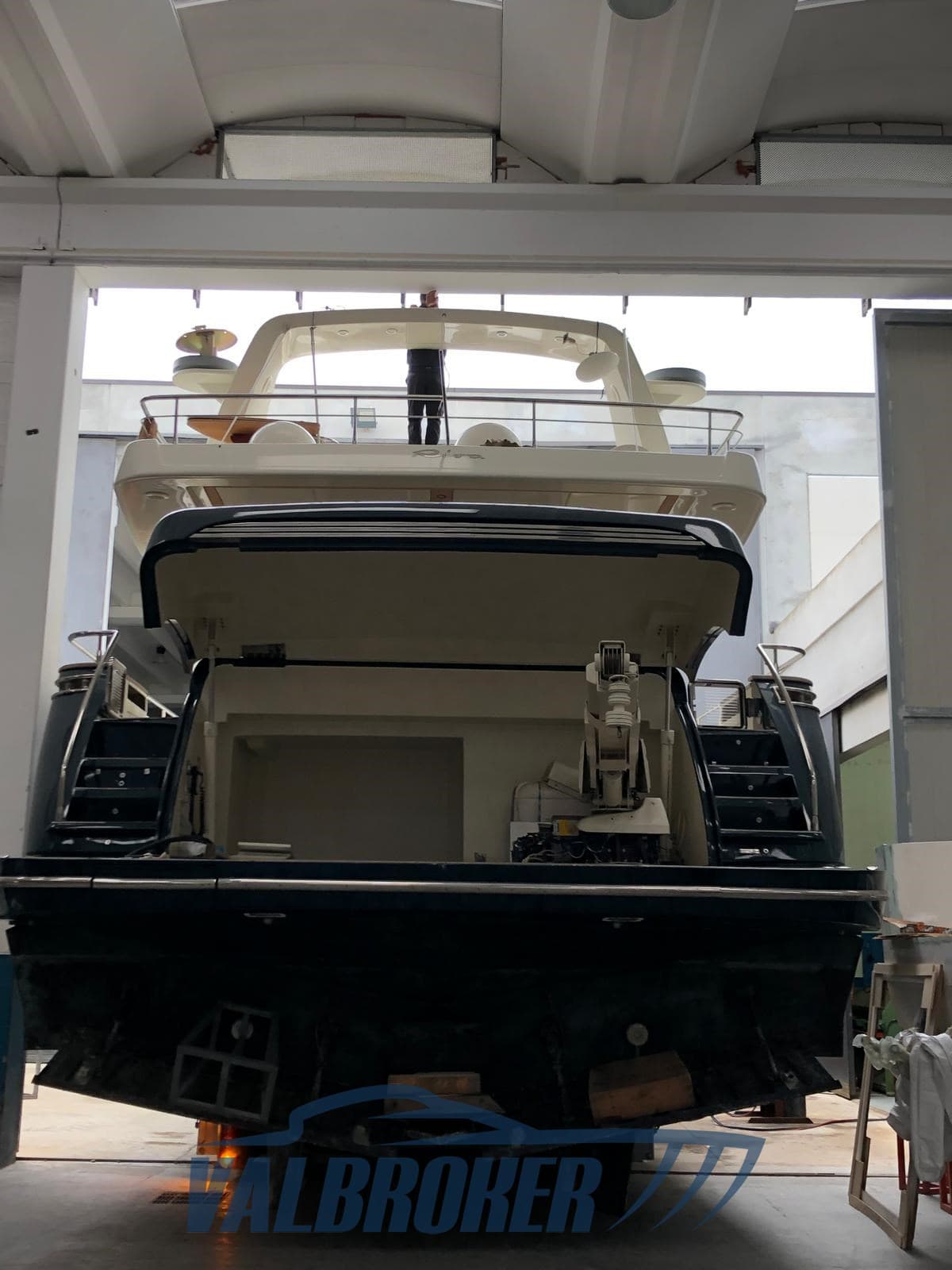 Riva 85 Opera usato - foto hero 17