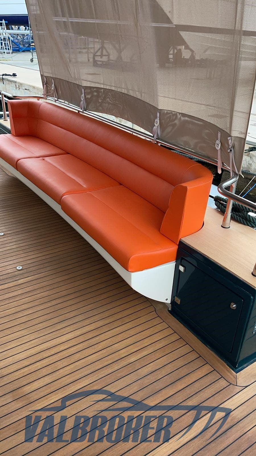Riva 85 Opera usato - foto hero 8