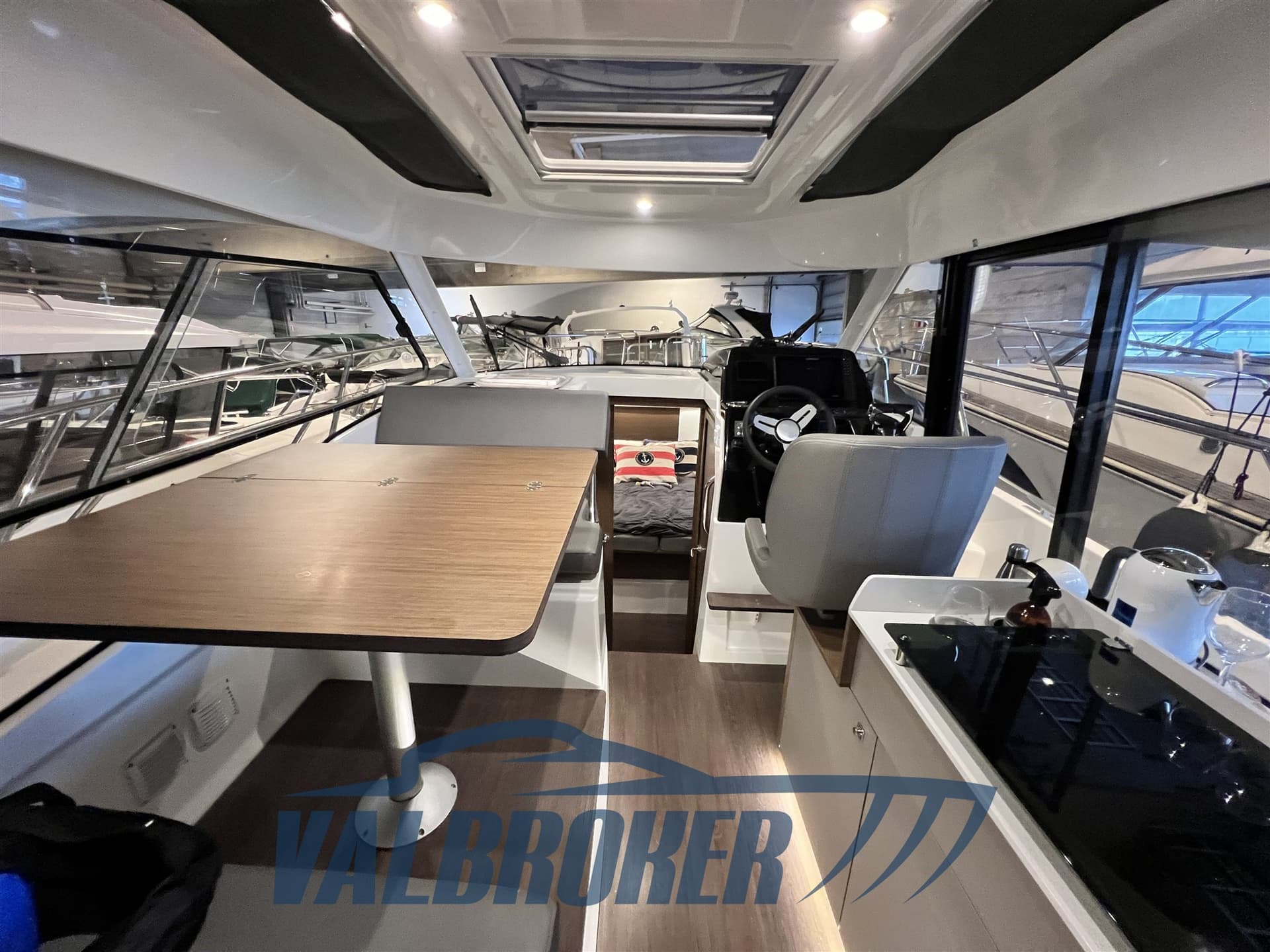 Beneteau Antares 9 d'occasion - image hero 10
