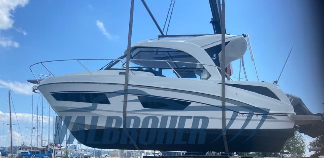 Beneteau Antares 9 d'occasion - image hero 22