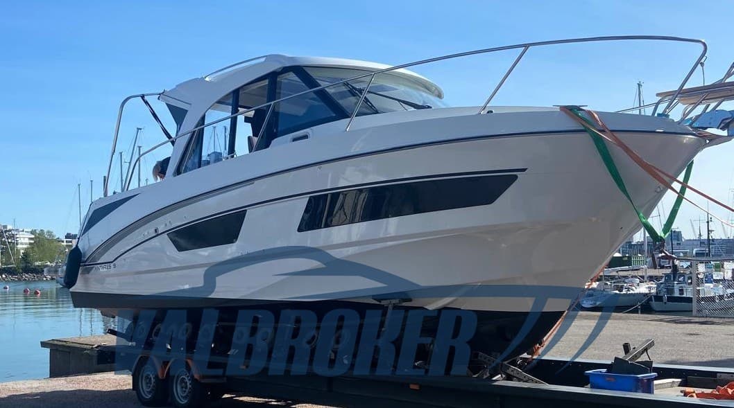 Beneteau Antares 9 d'occasion - détail 1