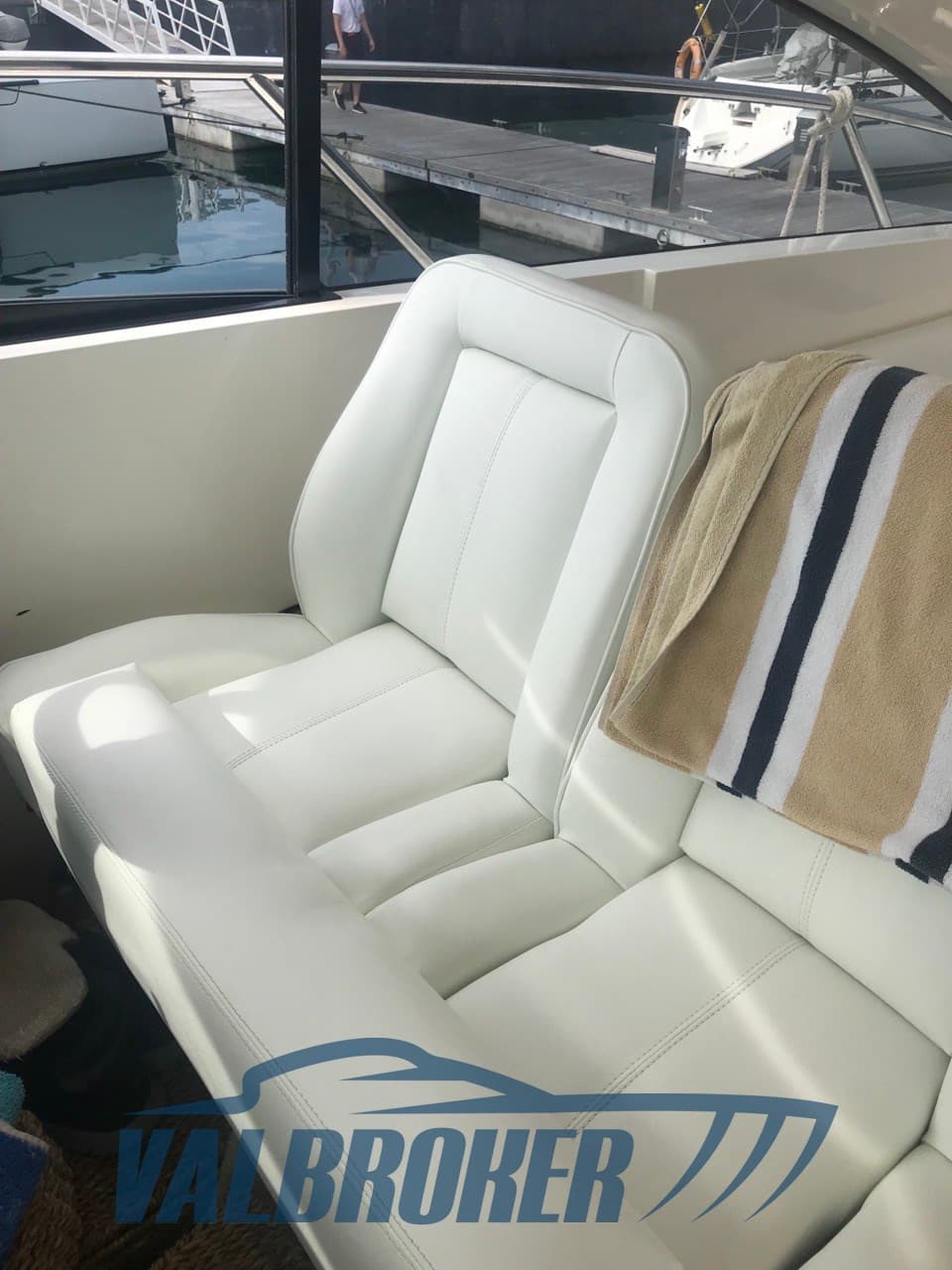 Princess Yachts V 45 - Deck View Princess Yachts V 45 - Deck View