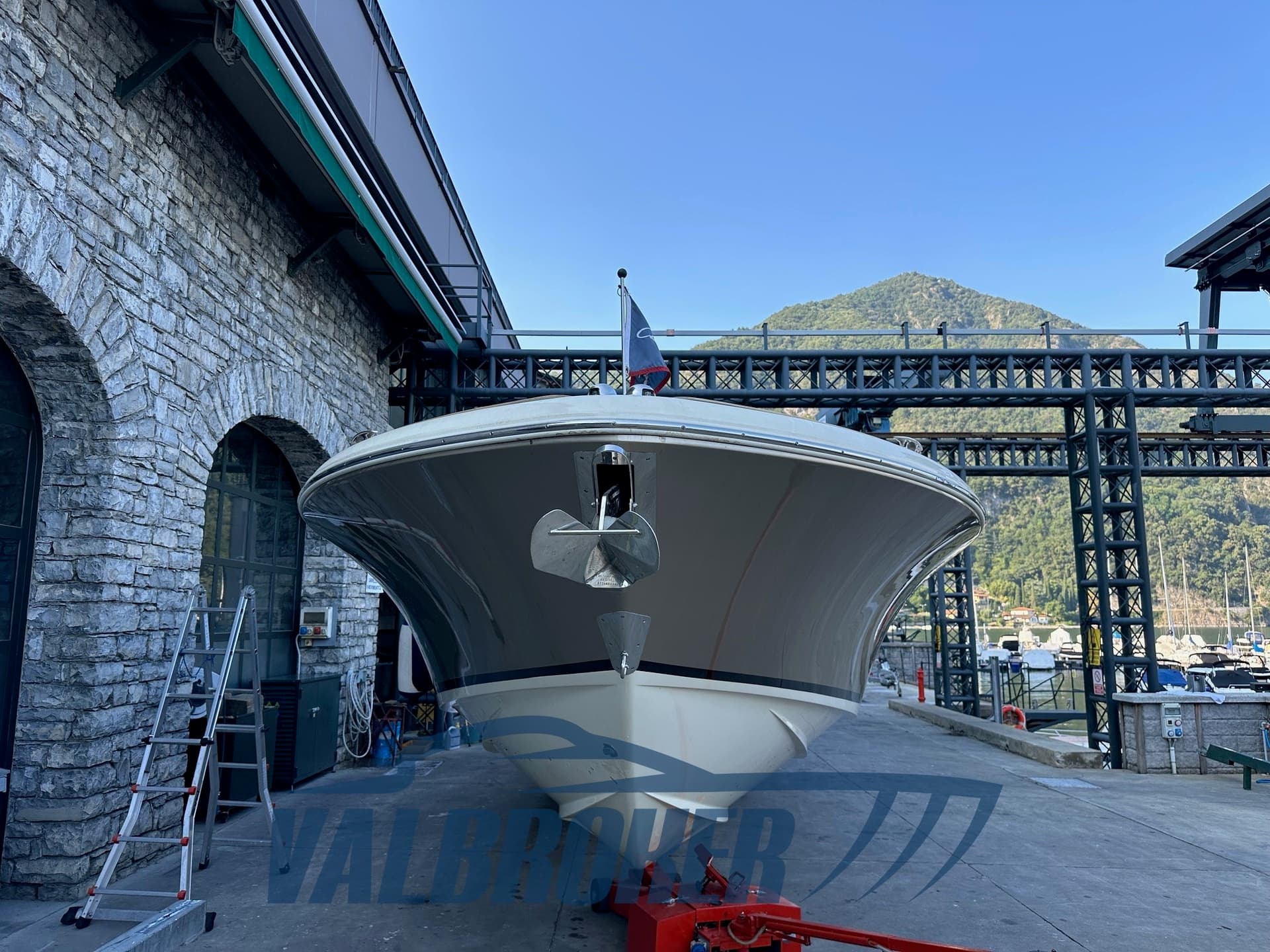 Chris Craft CORSAIR 32 used - hero image 37