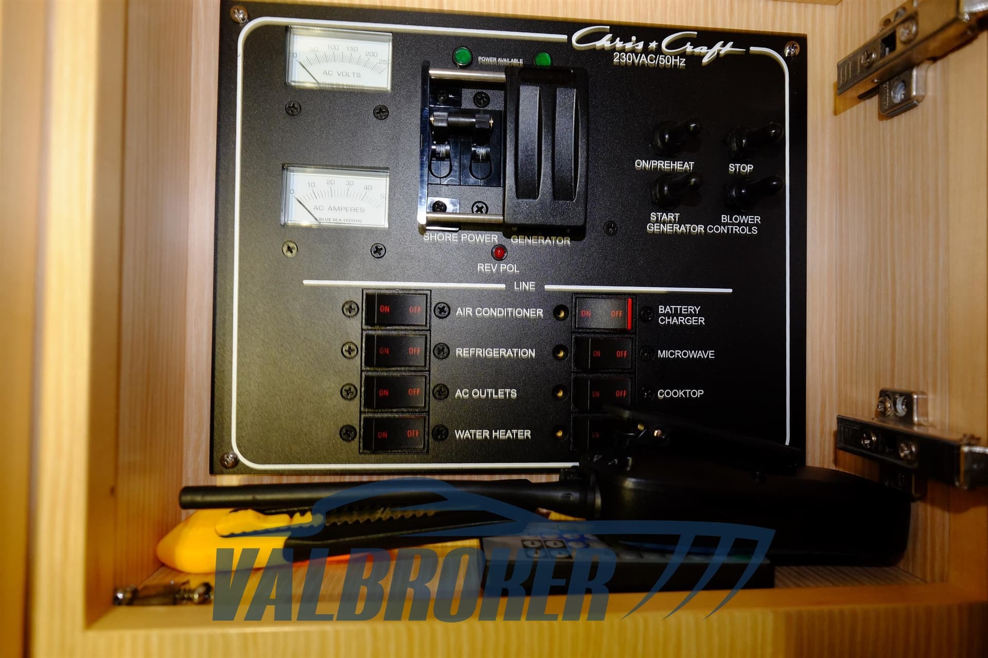 Chris Craft CORSAIR 32 used - hero image 27