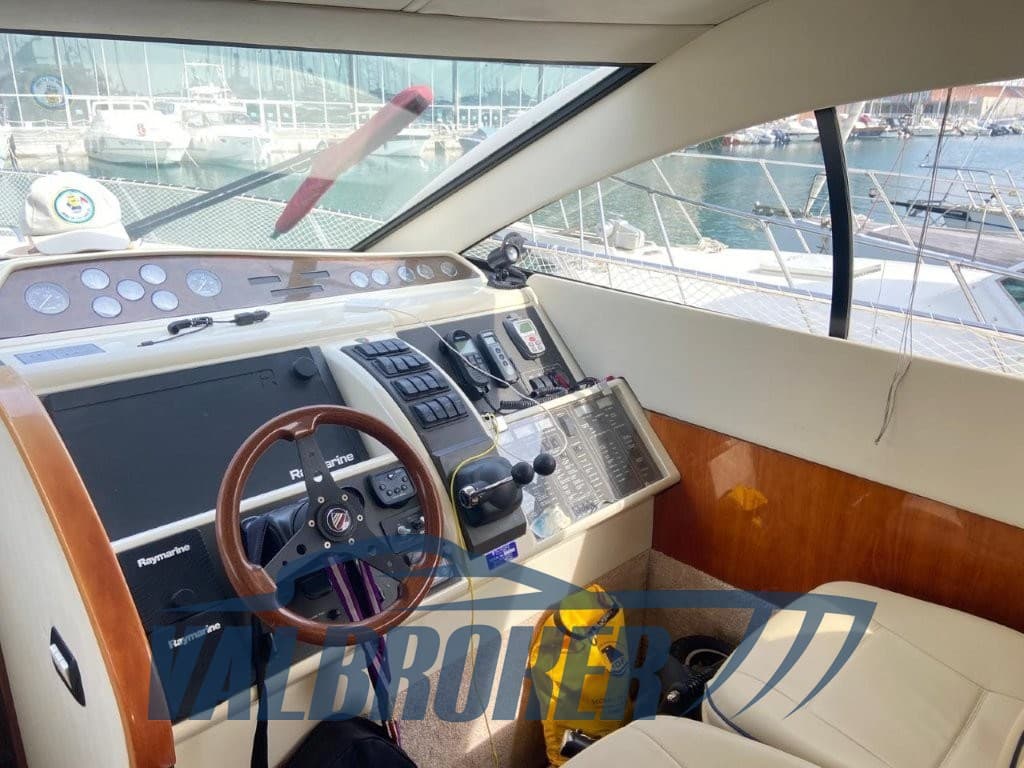 Fairline Phantom 50 usato - foto hero 10