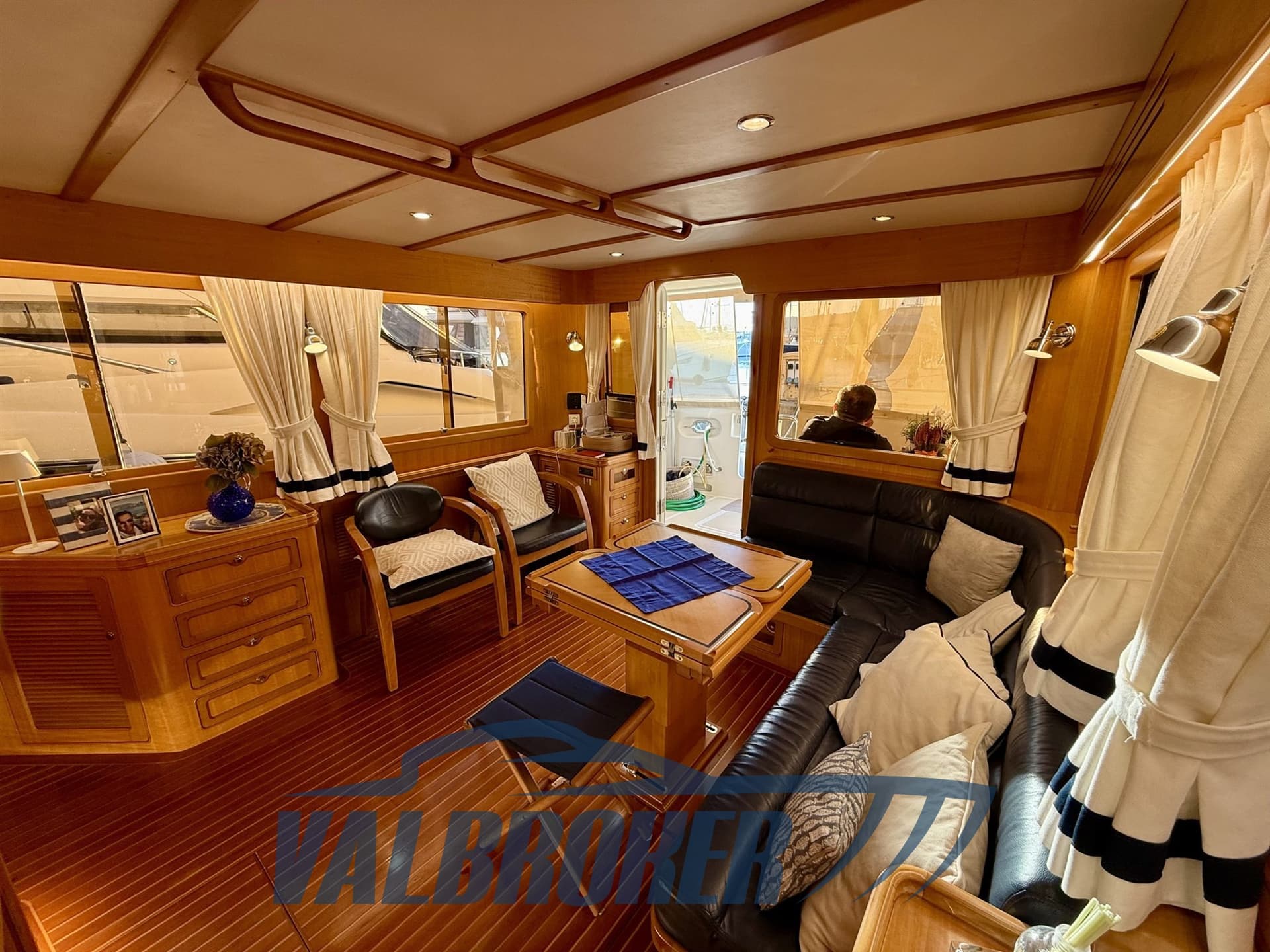 Selene Yachts 47 Ocean Trawler d'occasion - image hero 12