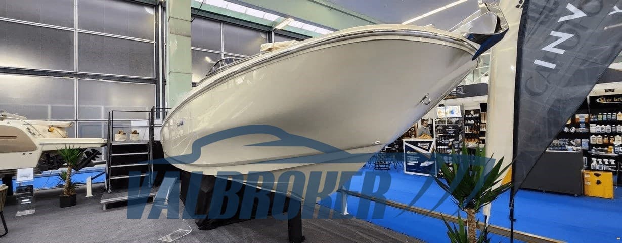 Capoforte Fx240 - Detail View 1 Capoforte Fx240 - Detail View 1