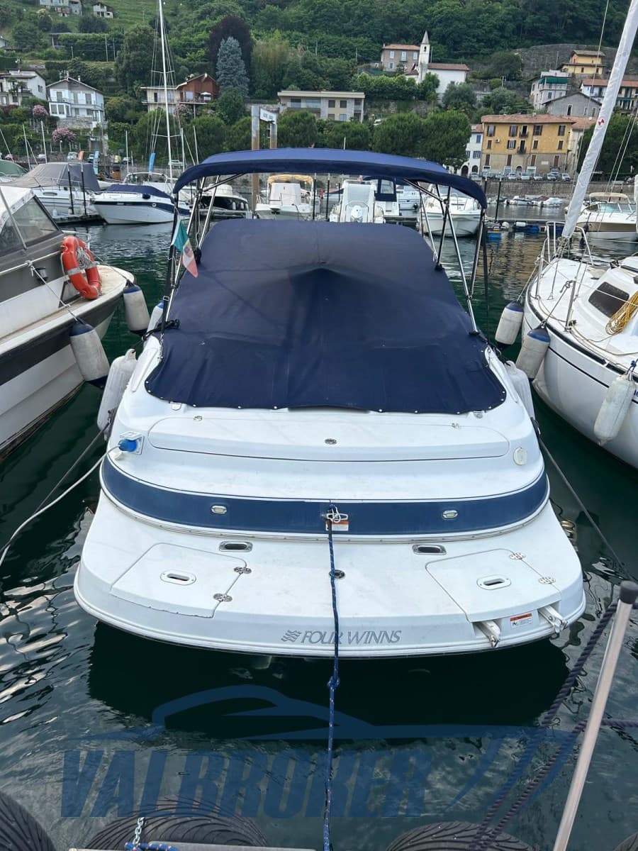 Four Winns 245 Sundowner usato - dettaglio 3