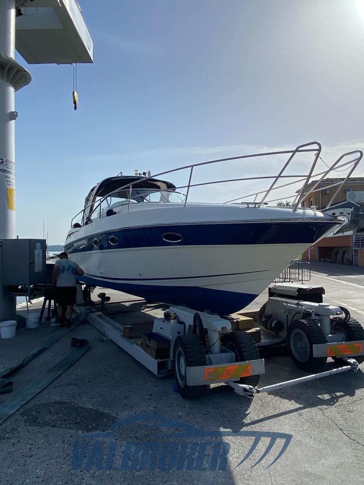 Bavaria 32 Sport - Interior View Bavaria 32 Sport - Interior View