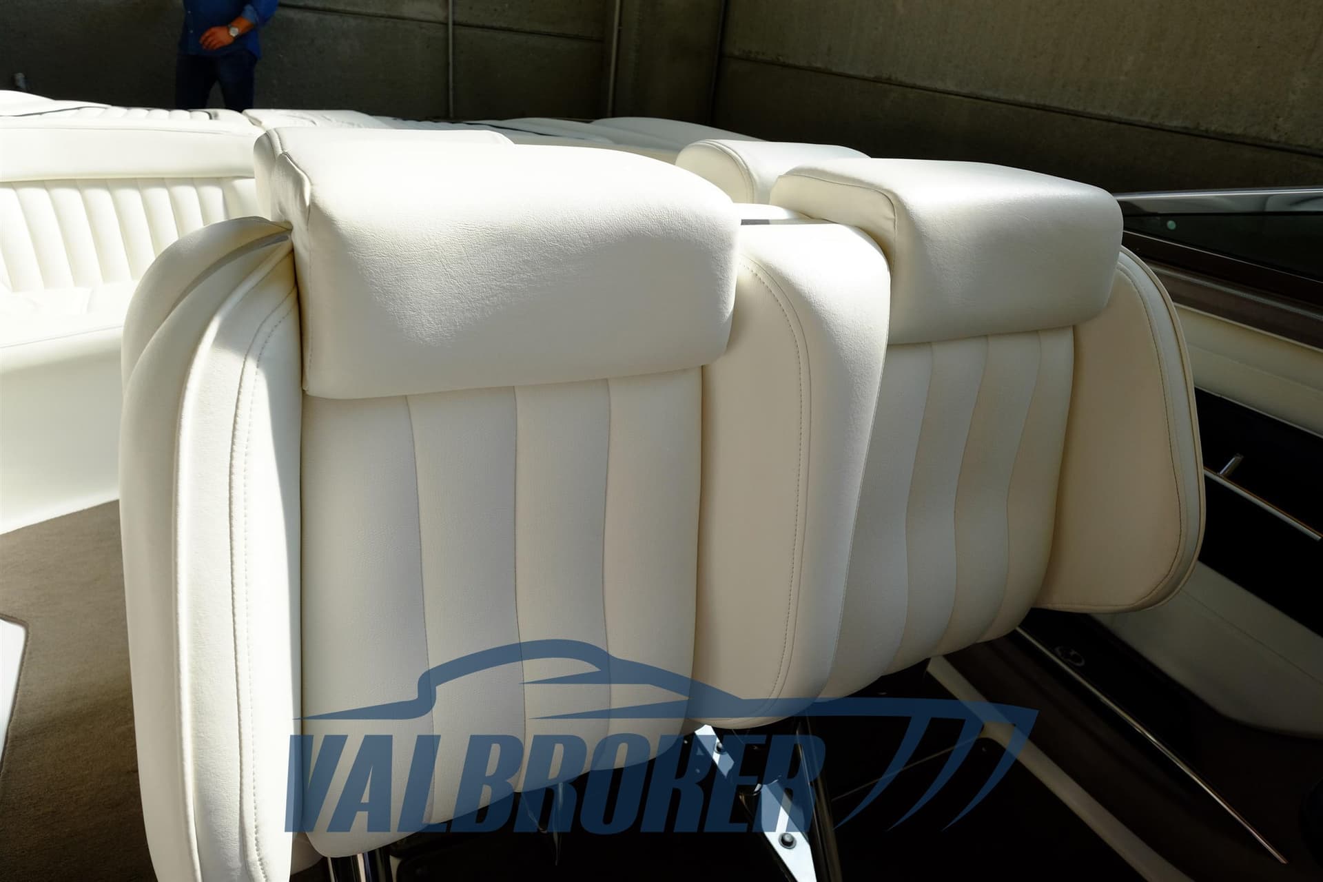 Cobalt 343 d'occasion - image hero 8