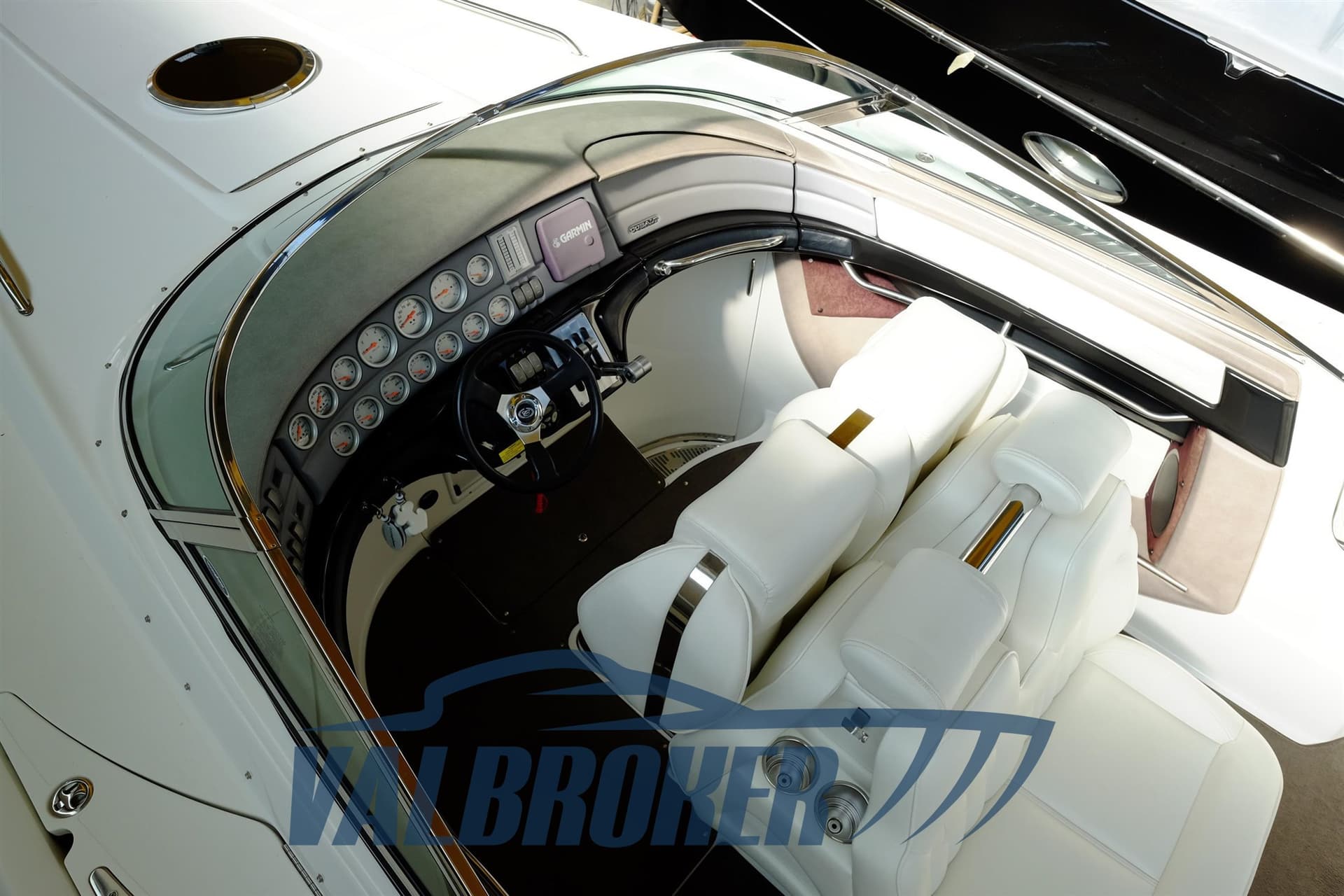 Cobalt 343 d'occasion - image hero 12
