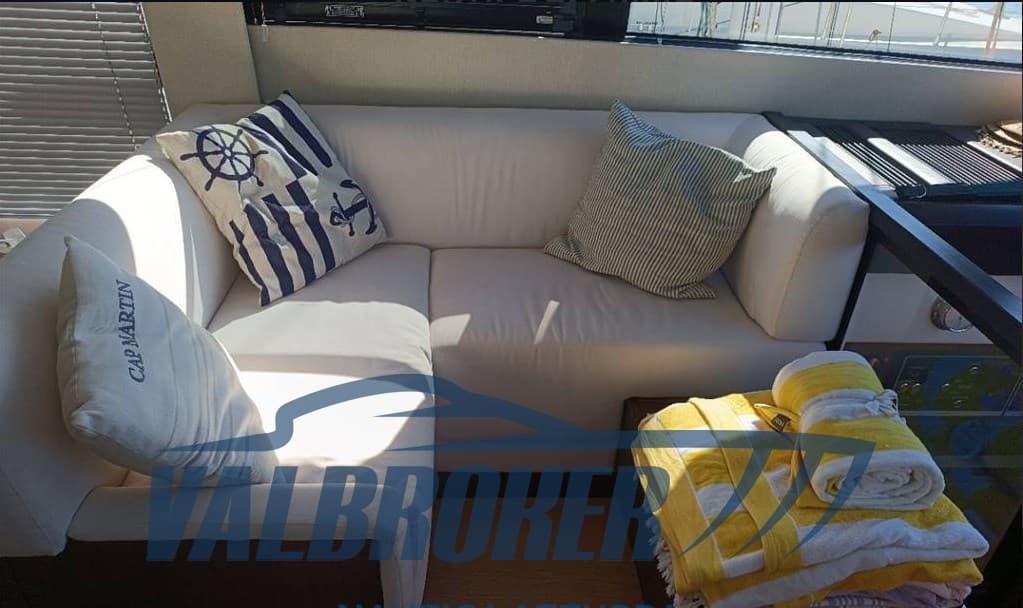 Fairline Targa 48 GT usato - foto hero 10