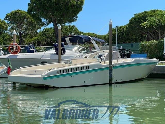 Nautirama Iguana 35 - Interior View Nautirama Iguana 35 - Interior View