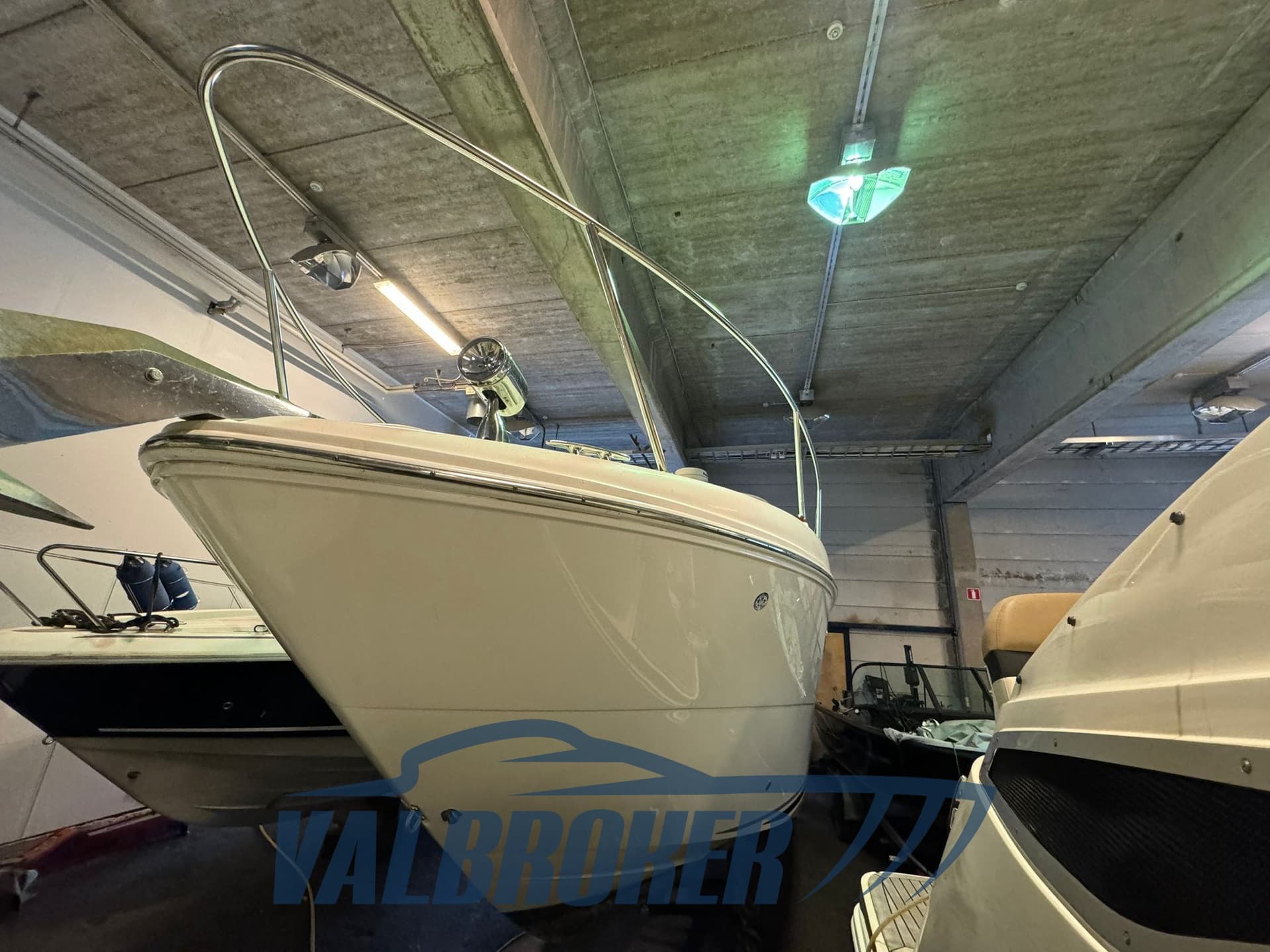 Sea Ray 325 Sundancer usato - dettaglio 2