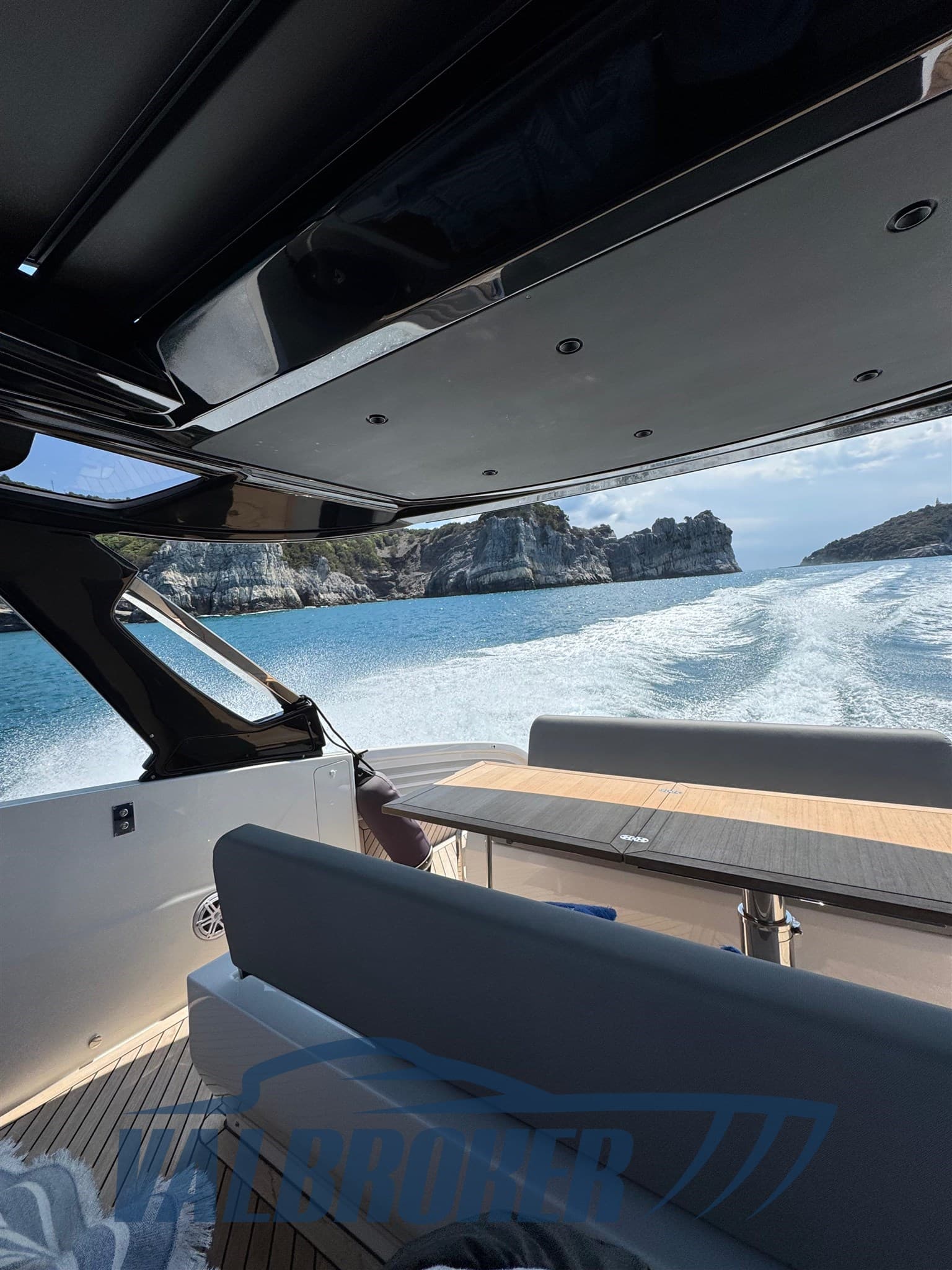 FIM 440 Regina - Interior View FIM 440 Regina - Interior View