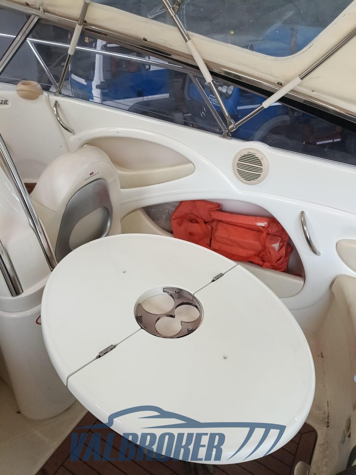 Cranchi Csl 28 - Deck View Cranchi Csl 28 - Deck View