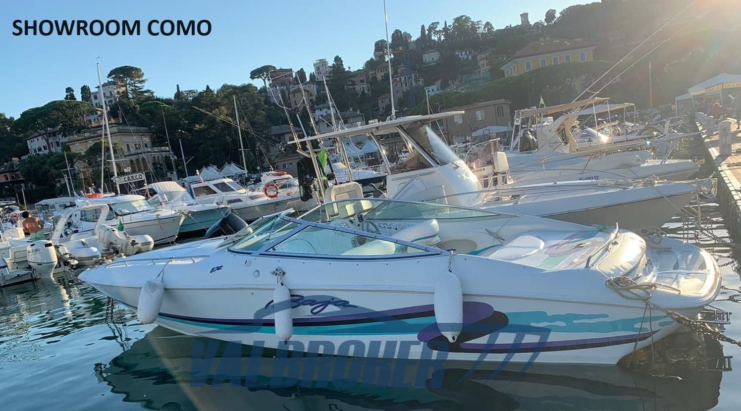 Baja Marine 270 - Interior View Baja Marine 270 - Interior View