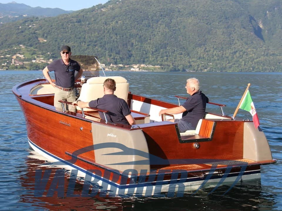 Colombo Leopoldo Poldo 23 - Deck View Colombo Leopoldo Poldo 23 - Deck View