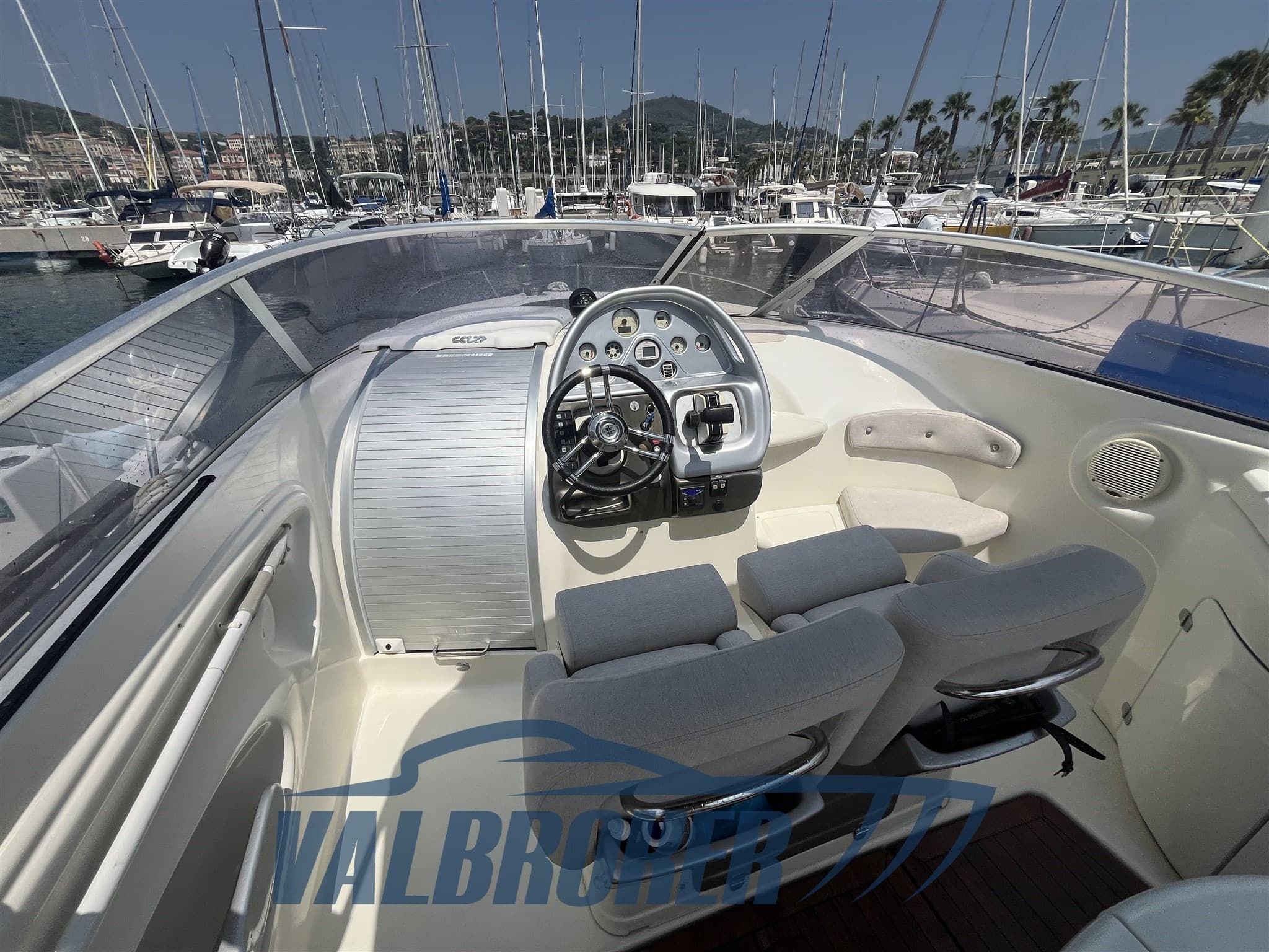 Cranchi Csl 27 - Deck View Cranchi Csl 27 - Deck View