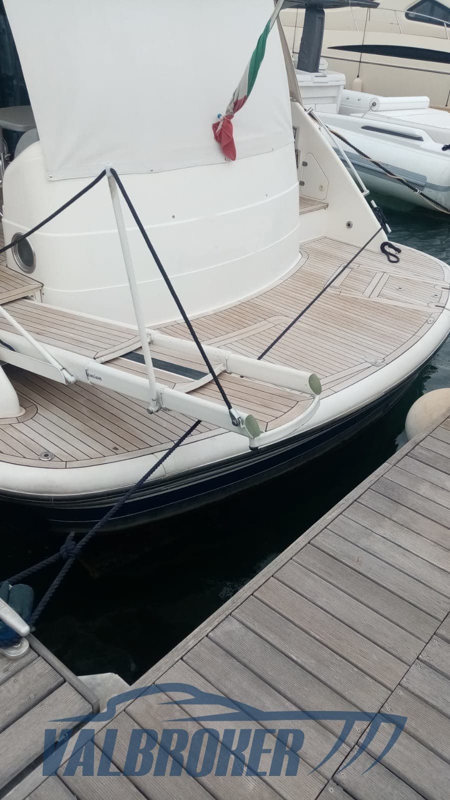 Fairline SQUADRON 62 usato - foto hero 6