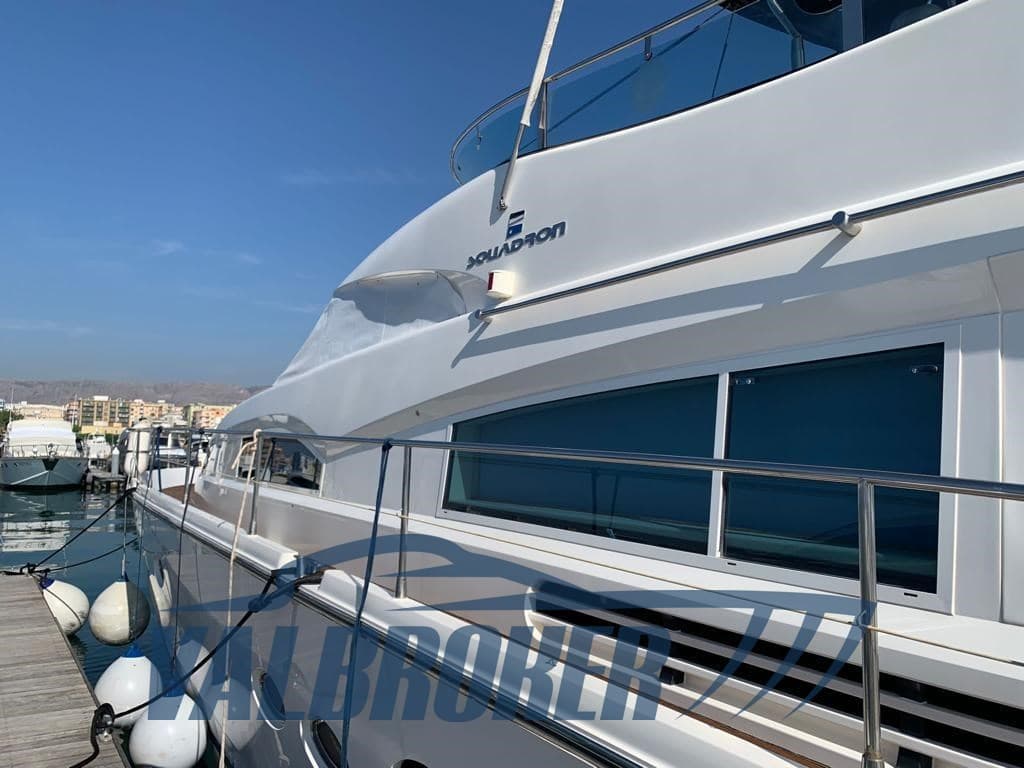 Fairline SQUADRON 62 usato - foto hero 23