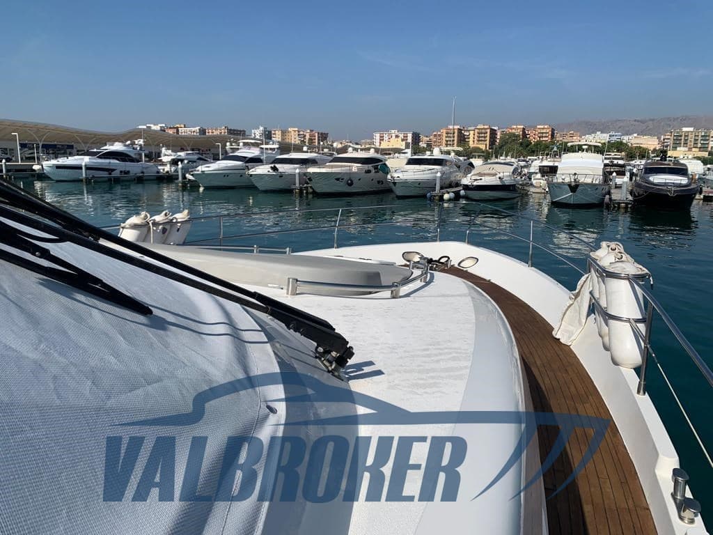 Fairline SQUADRON 62 usato - foto hero 27