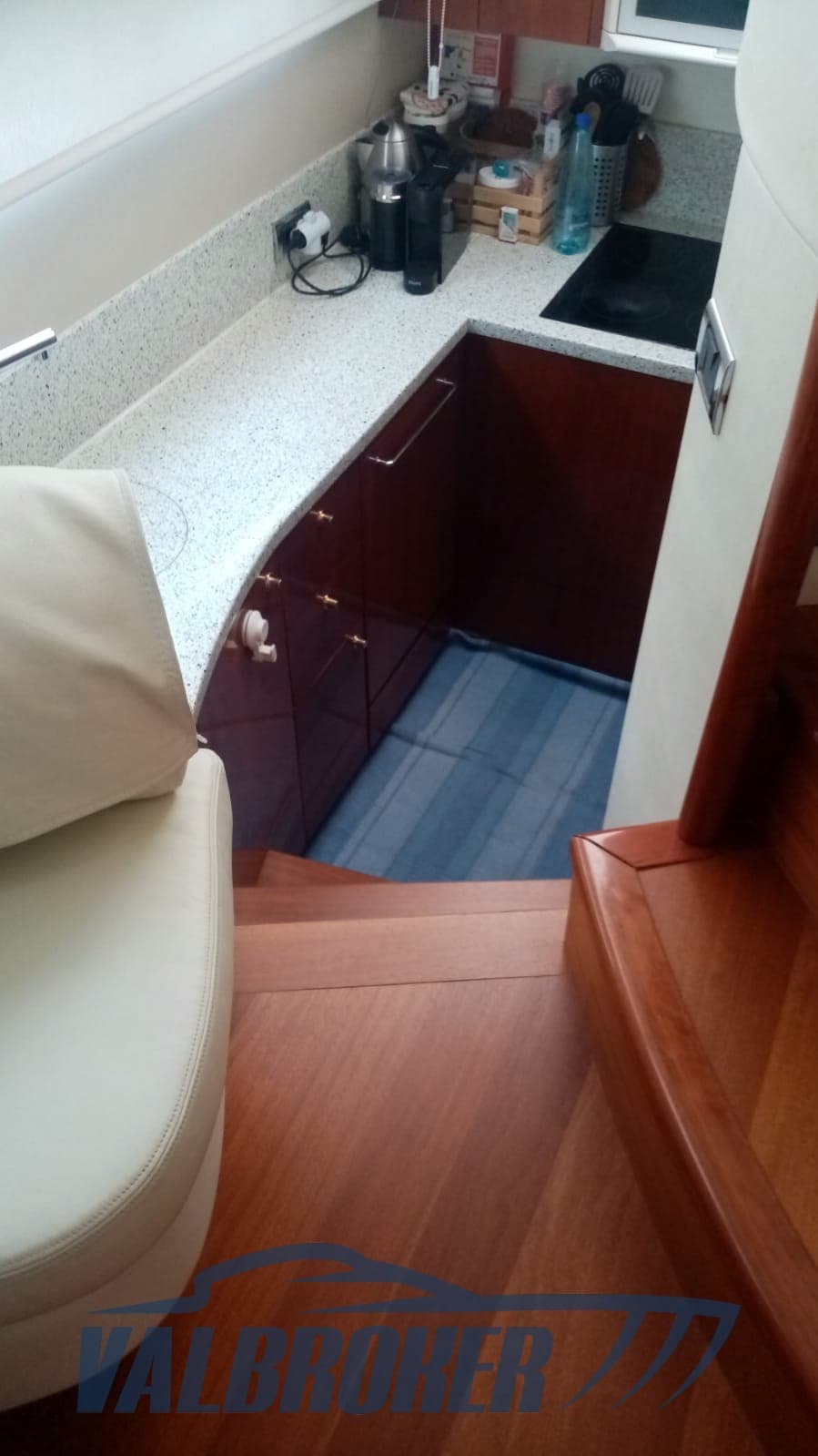 Fairline SQUADRON 62 usato - foto hero 36