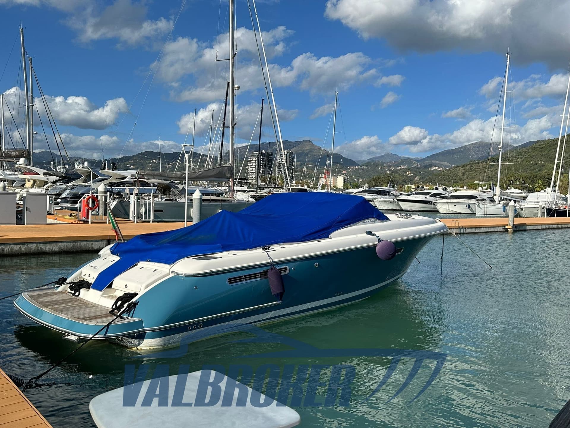 Chris Craft CORSAIR 36 usato - foto hero 22