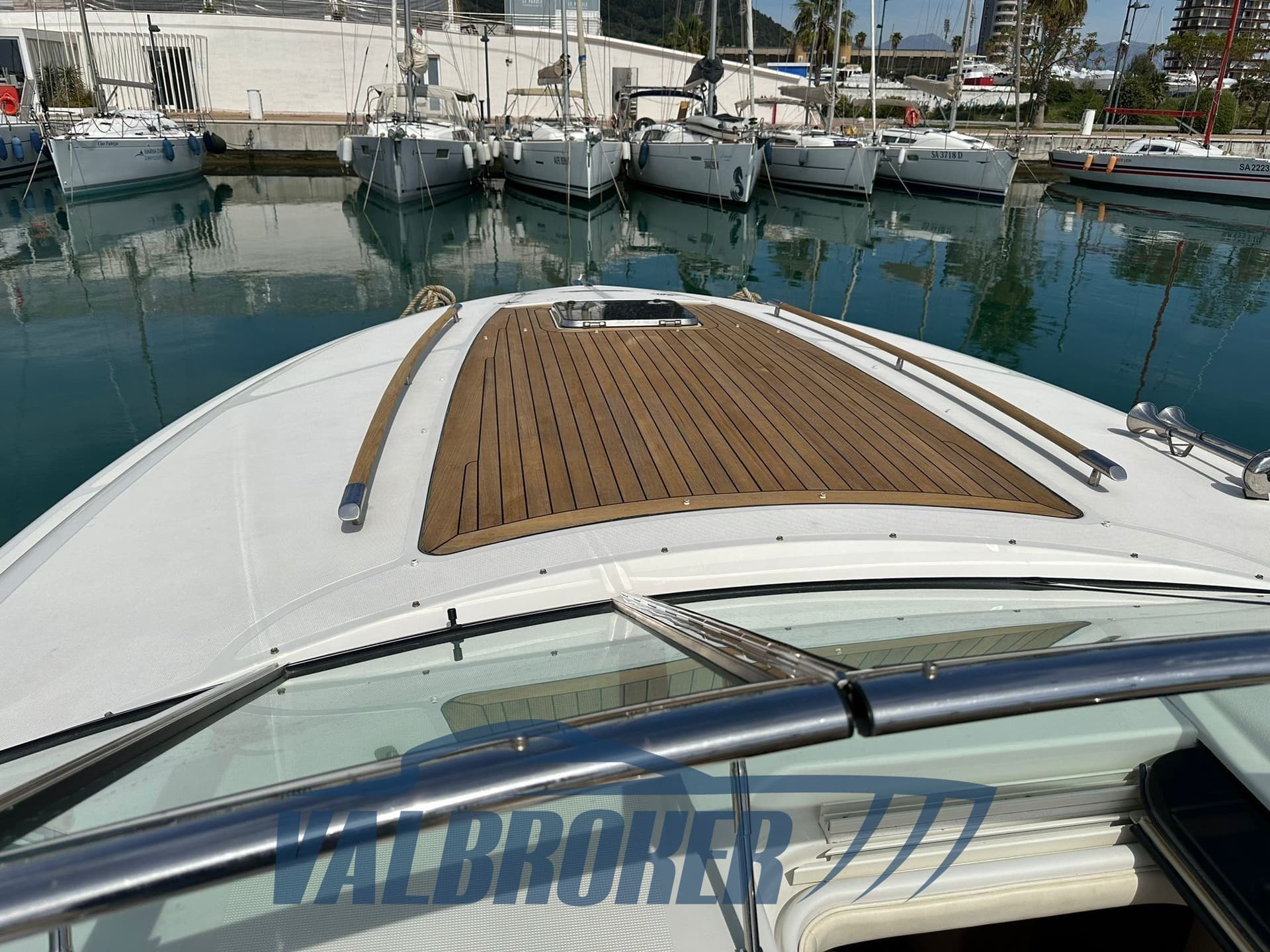 Chris Craft CORSAIR 36 usato - foto hero 5