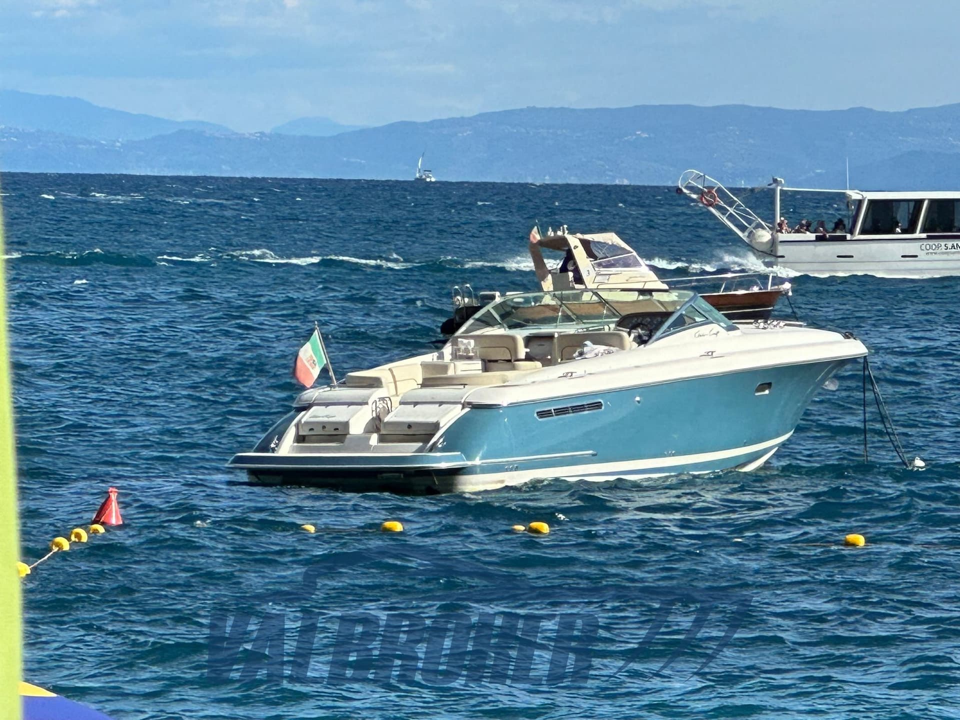 Chris Craft CORSAIR 36 usato - foto hero 6