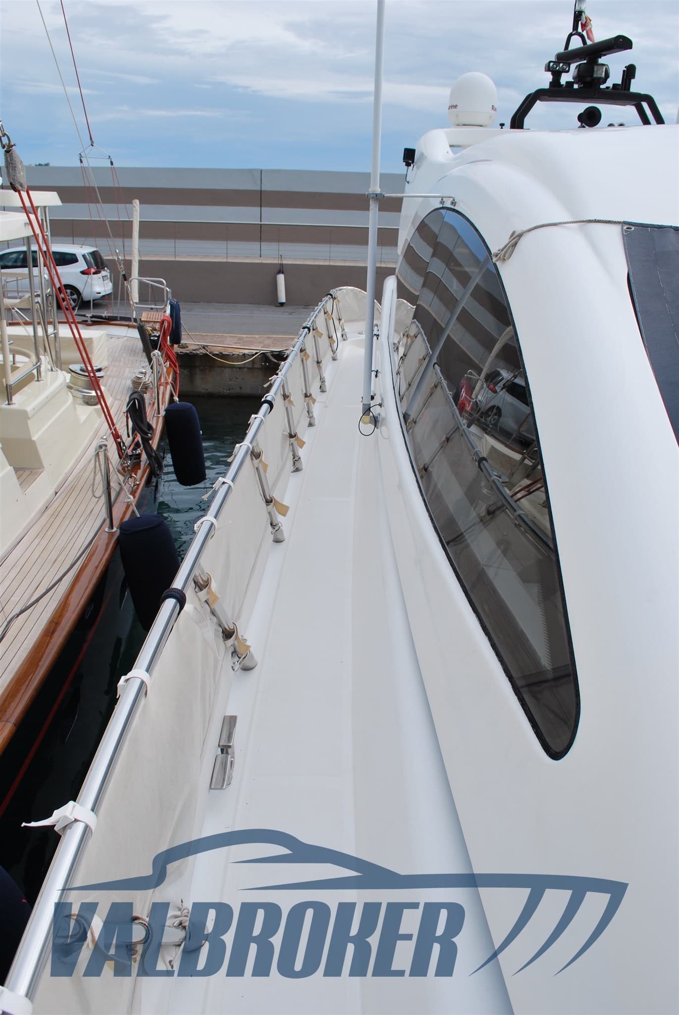 Overmarine Mangusta 72 usato - foto hero 27