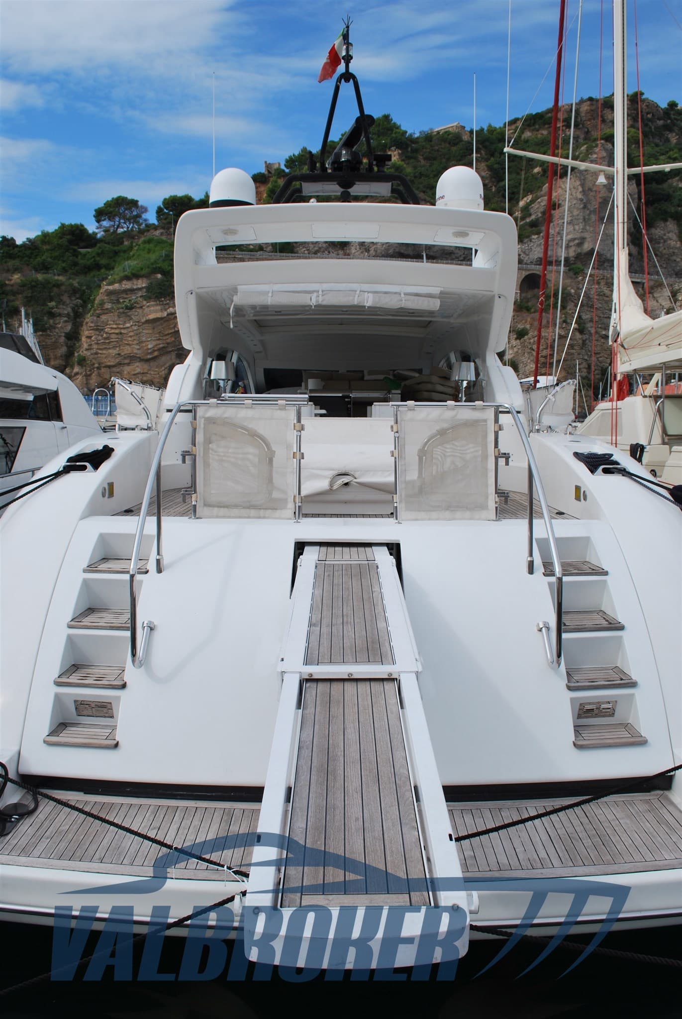 Overmarine Mangusta 72 usato - foto hero 8