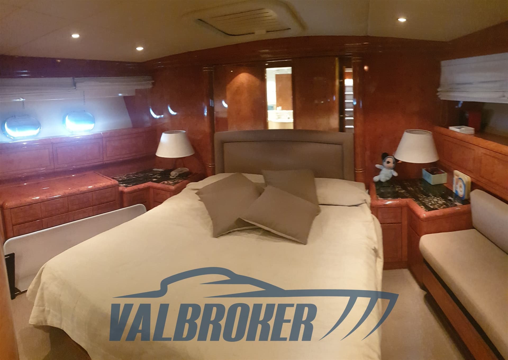 Overmarine Mangusta 72 usato - foto hero 16